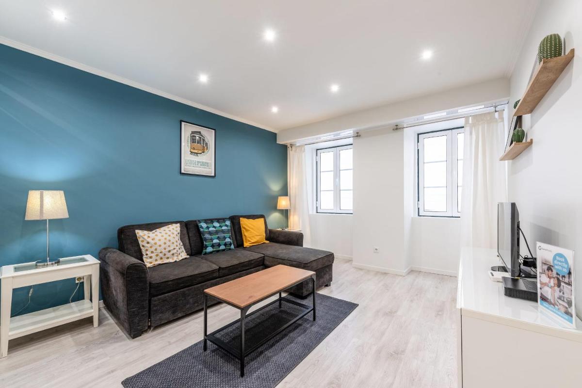 GuestReady - Madalena Charming Long Studio view 5