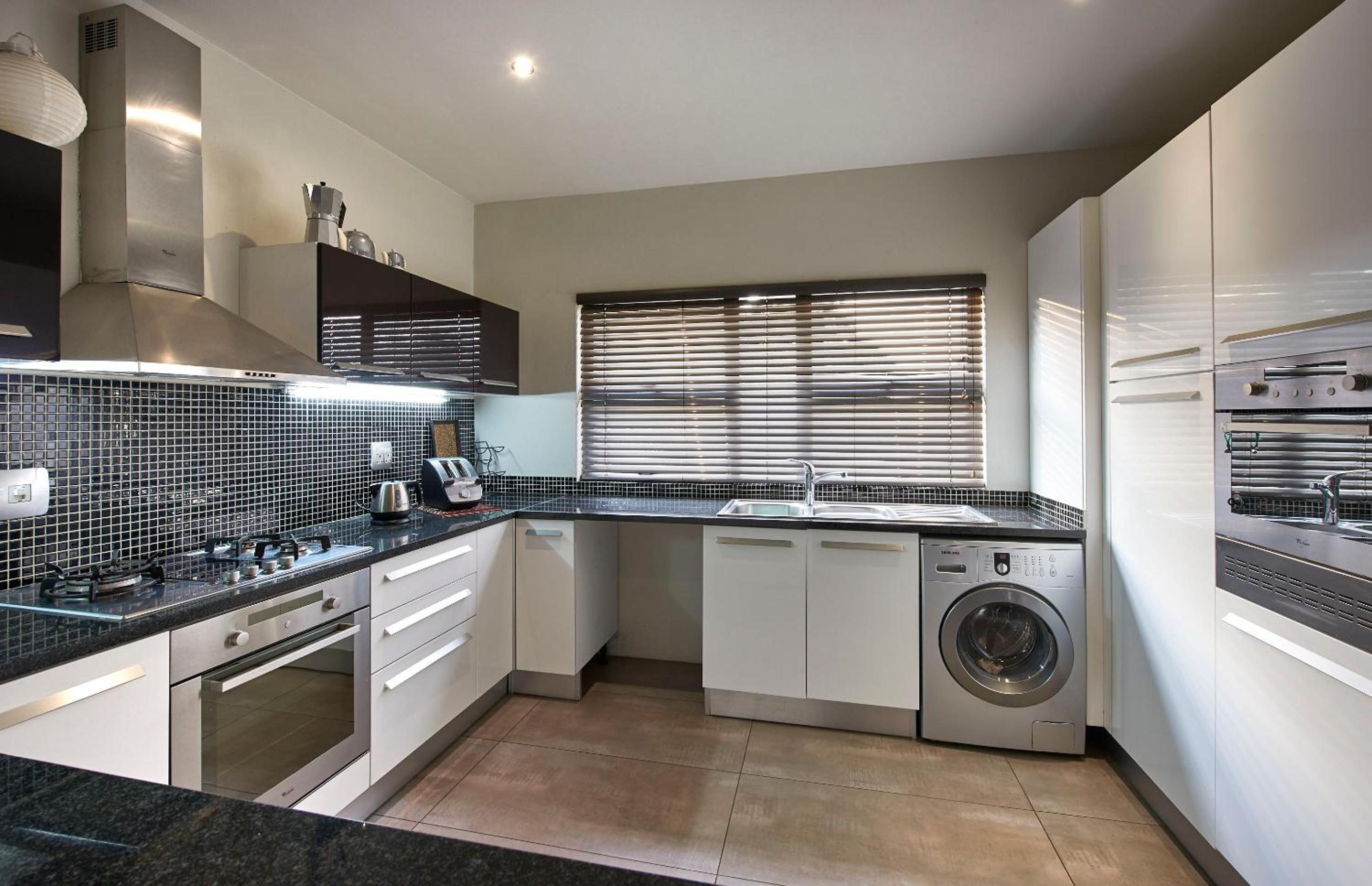 Dynasty Forest Sandown Serviced Apartments & Self Catering Hotel