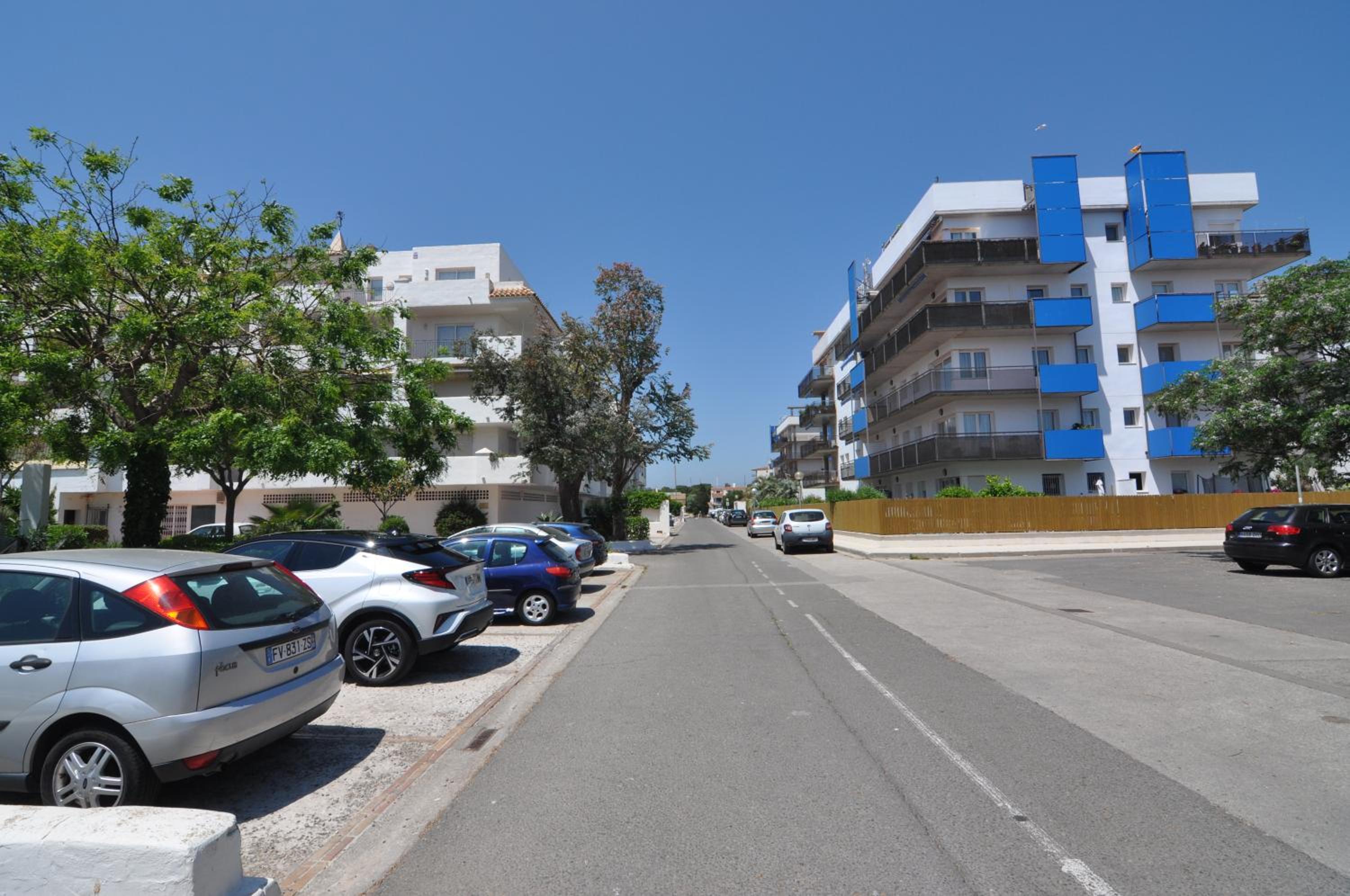 RNET - Royal Marine Xaloc 3-1 - Roses Costa Brava view 5