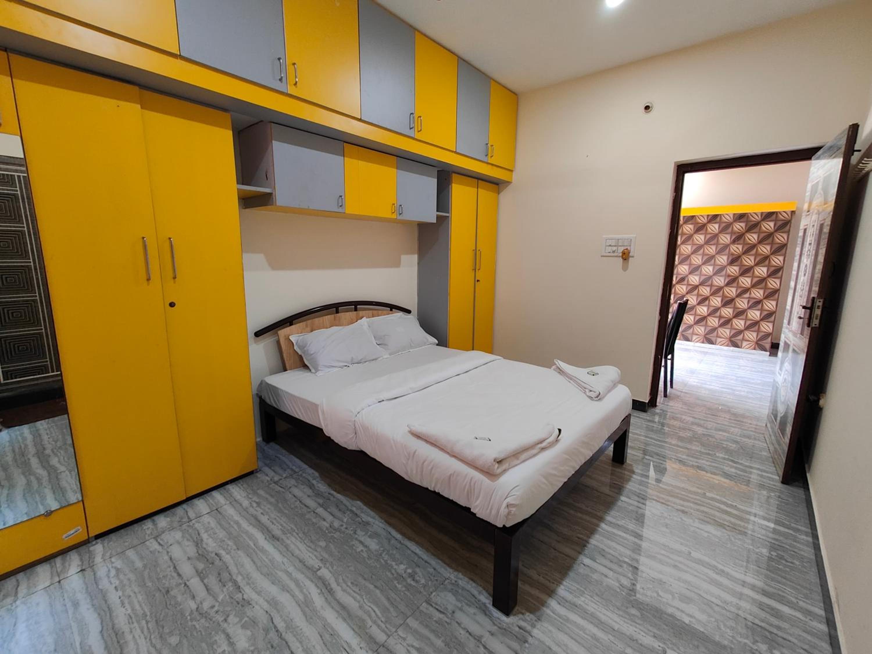Yellow House view 3