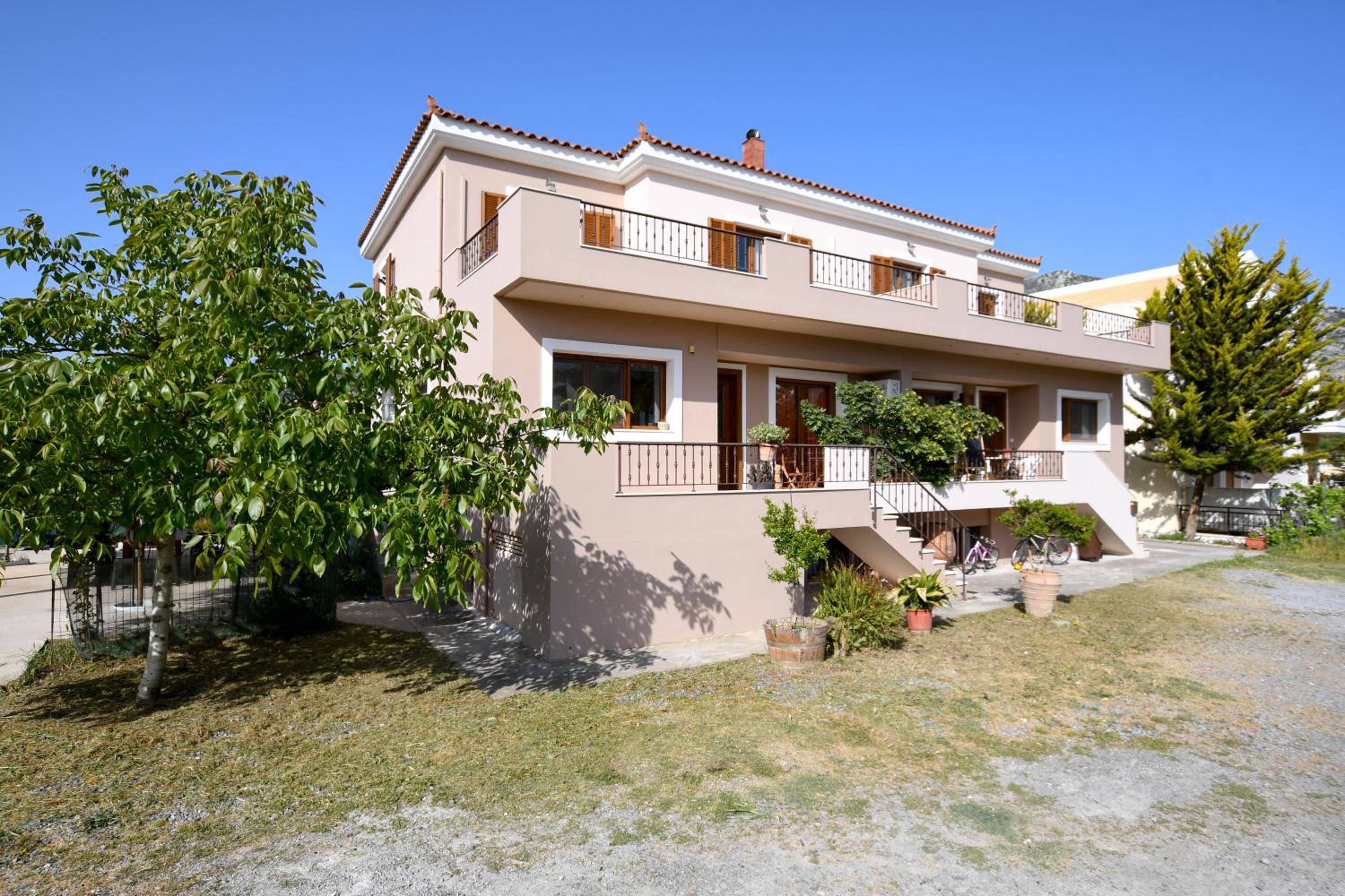 Hotel Archanes Nature Retreat Residence - Image 1