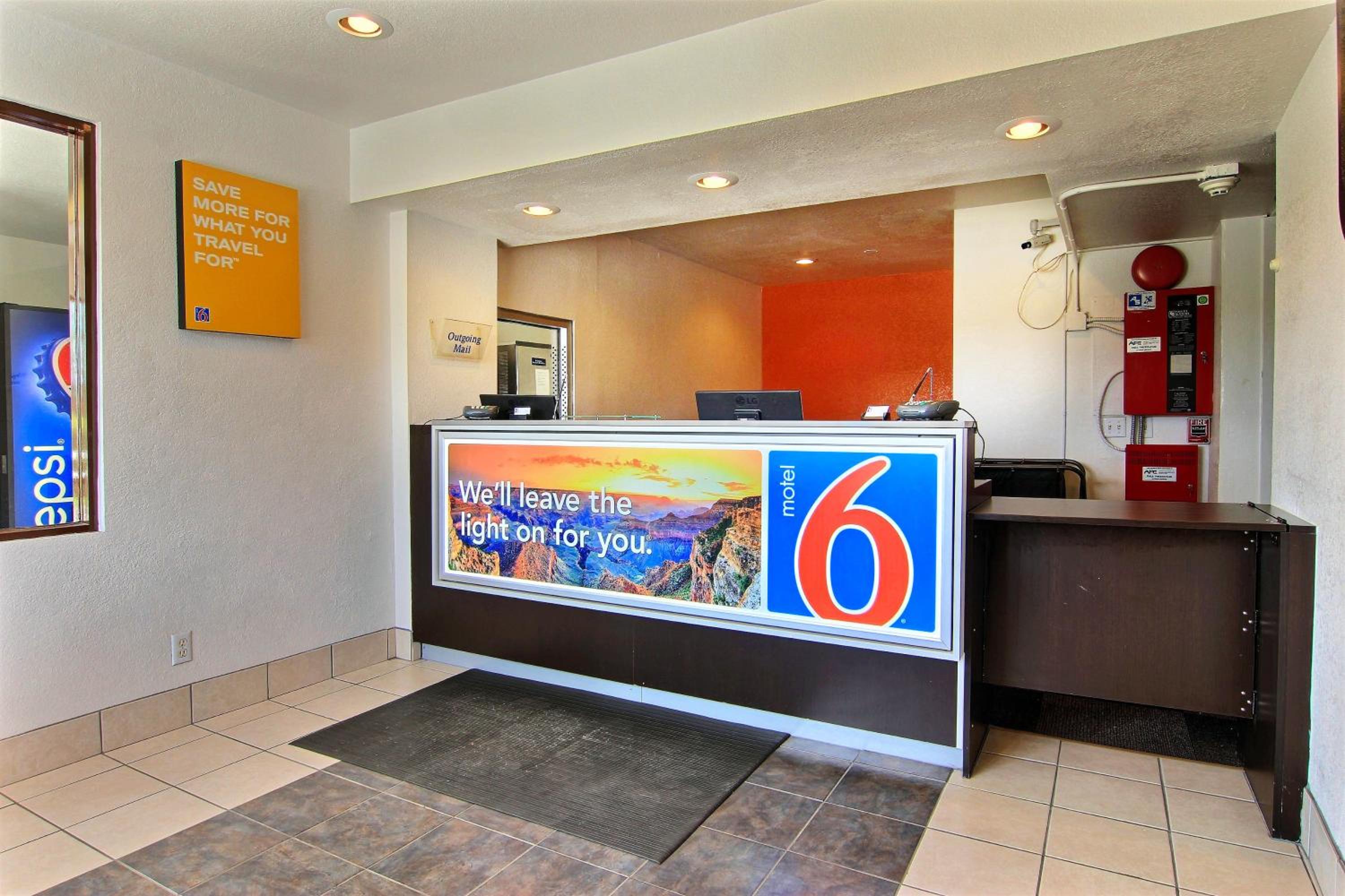 Motel 6-Kingsville, TX