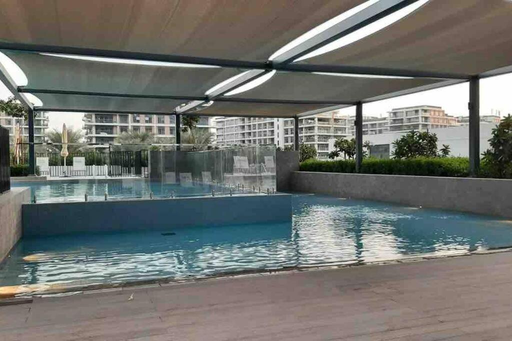 2 Bedroom Apartment Available For Short Term Stay — Dubai photo 3