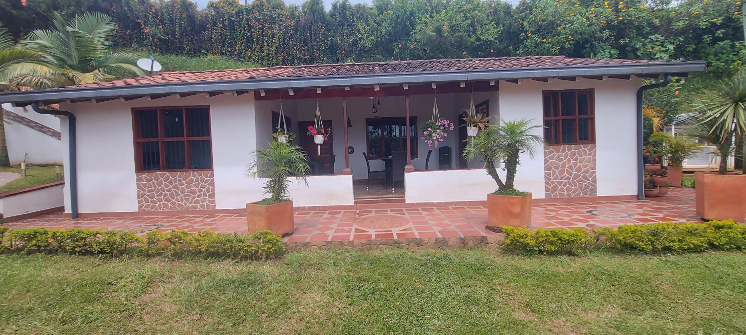 Villasol - Cabaña campestre en medio de la naturaleza