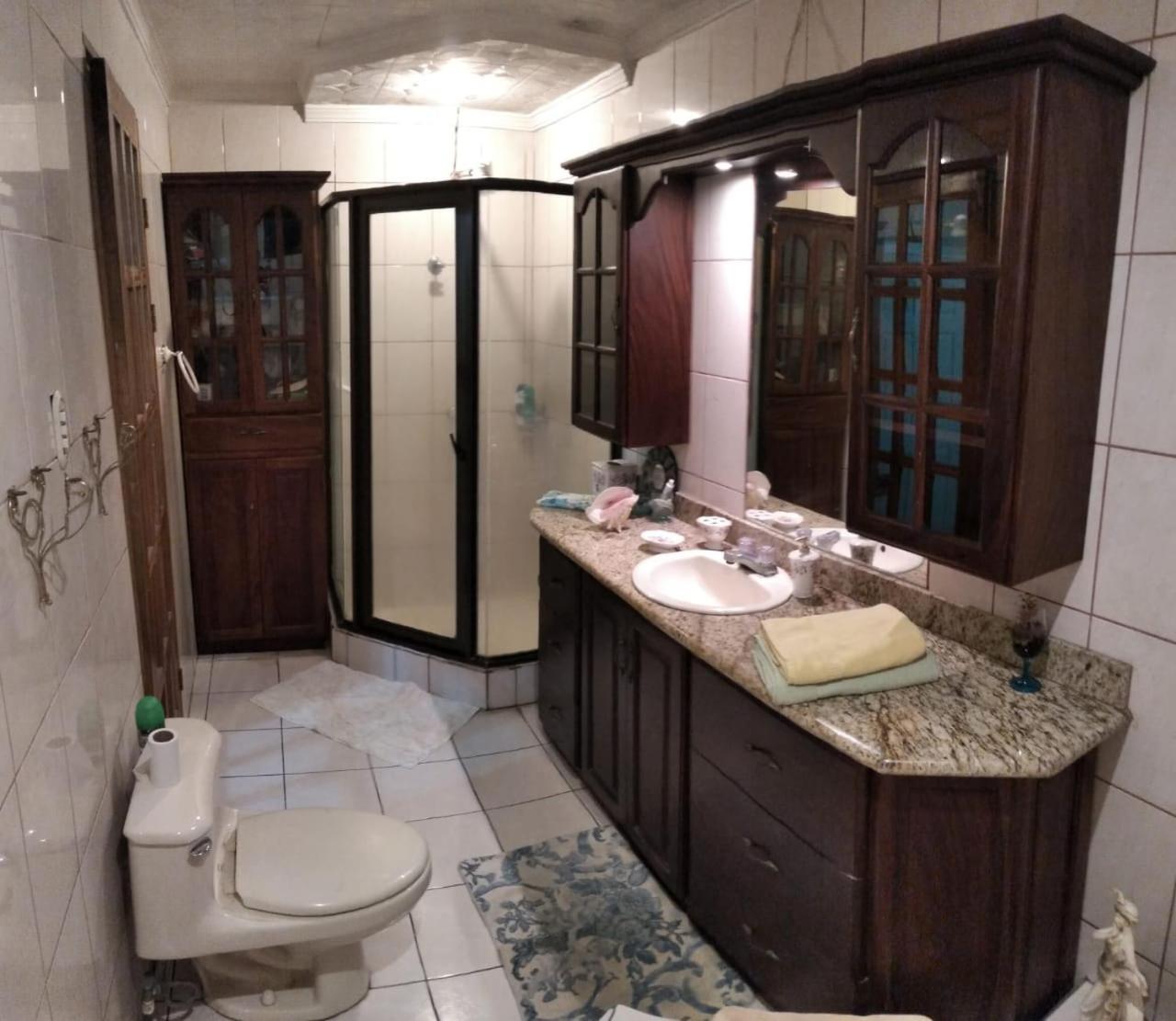 Alexander b&b