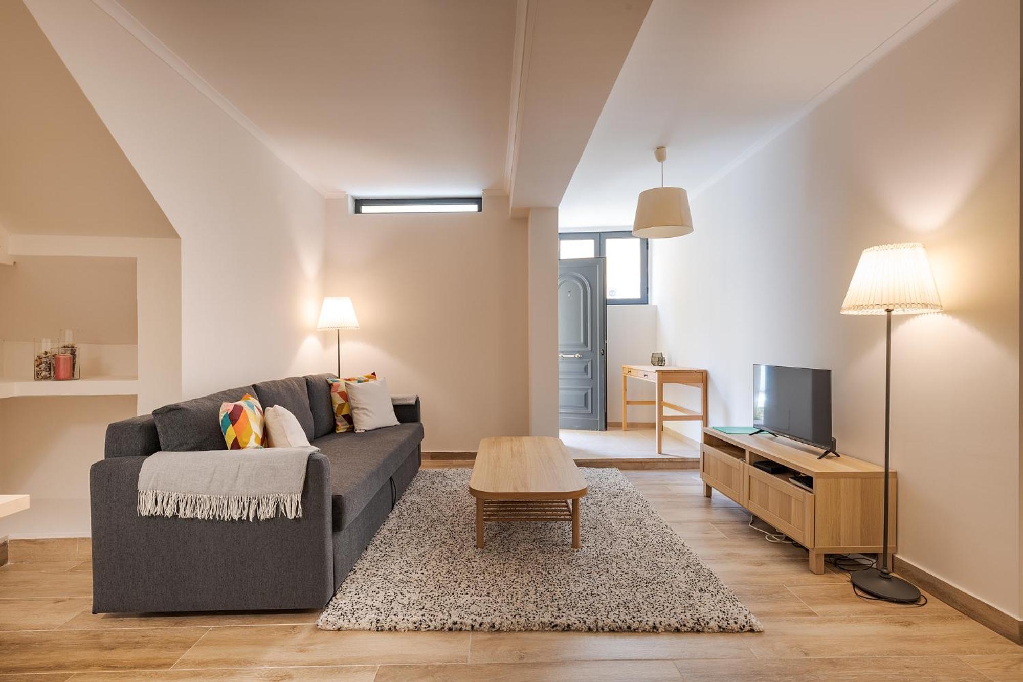Santos Gem III - Central Space in Trendy Neighborhood view 4