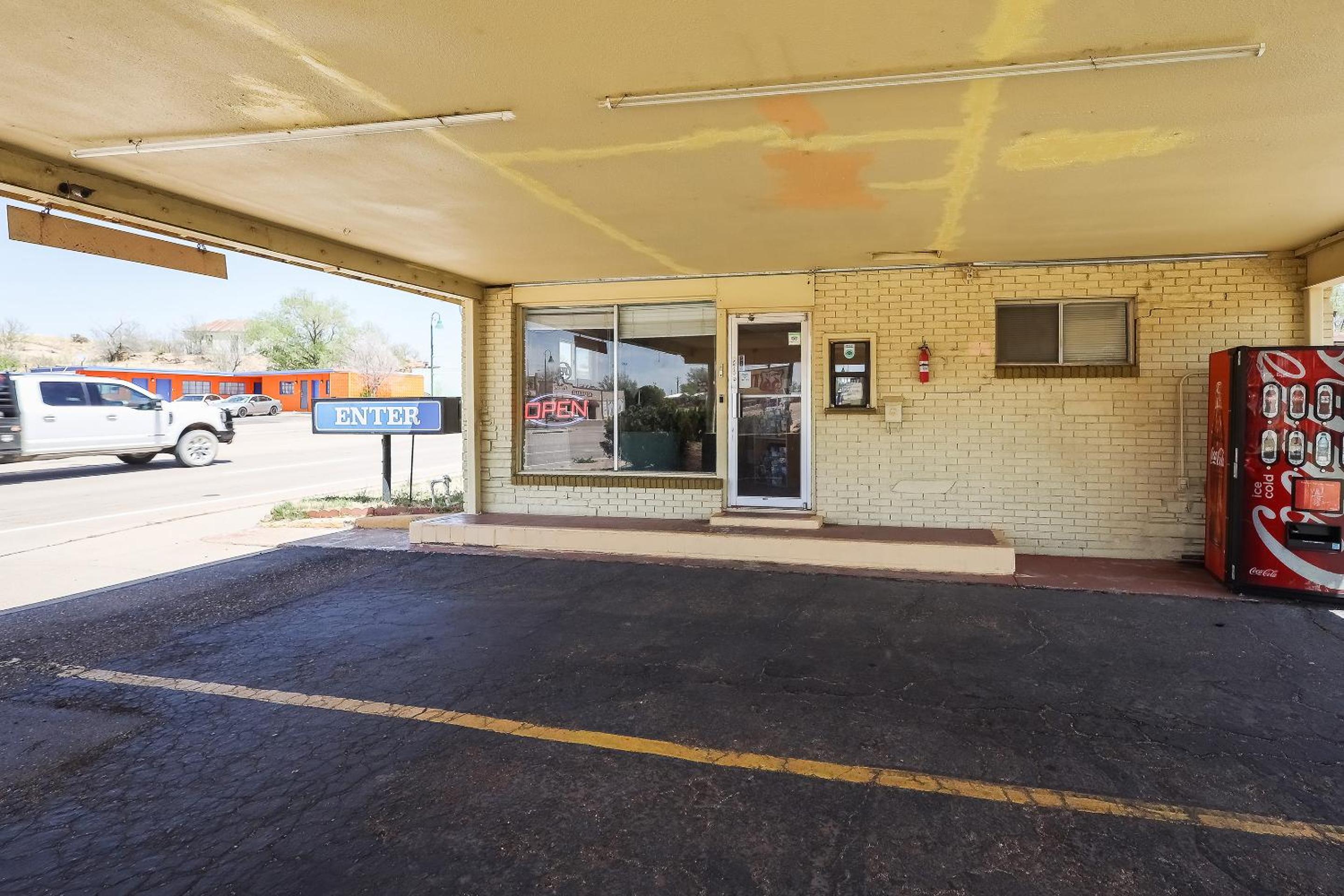 Destin Vacations - Route 66 Inn of Santa Rosa, NM - Property Image 25