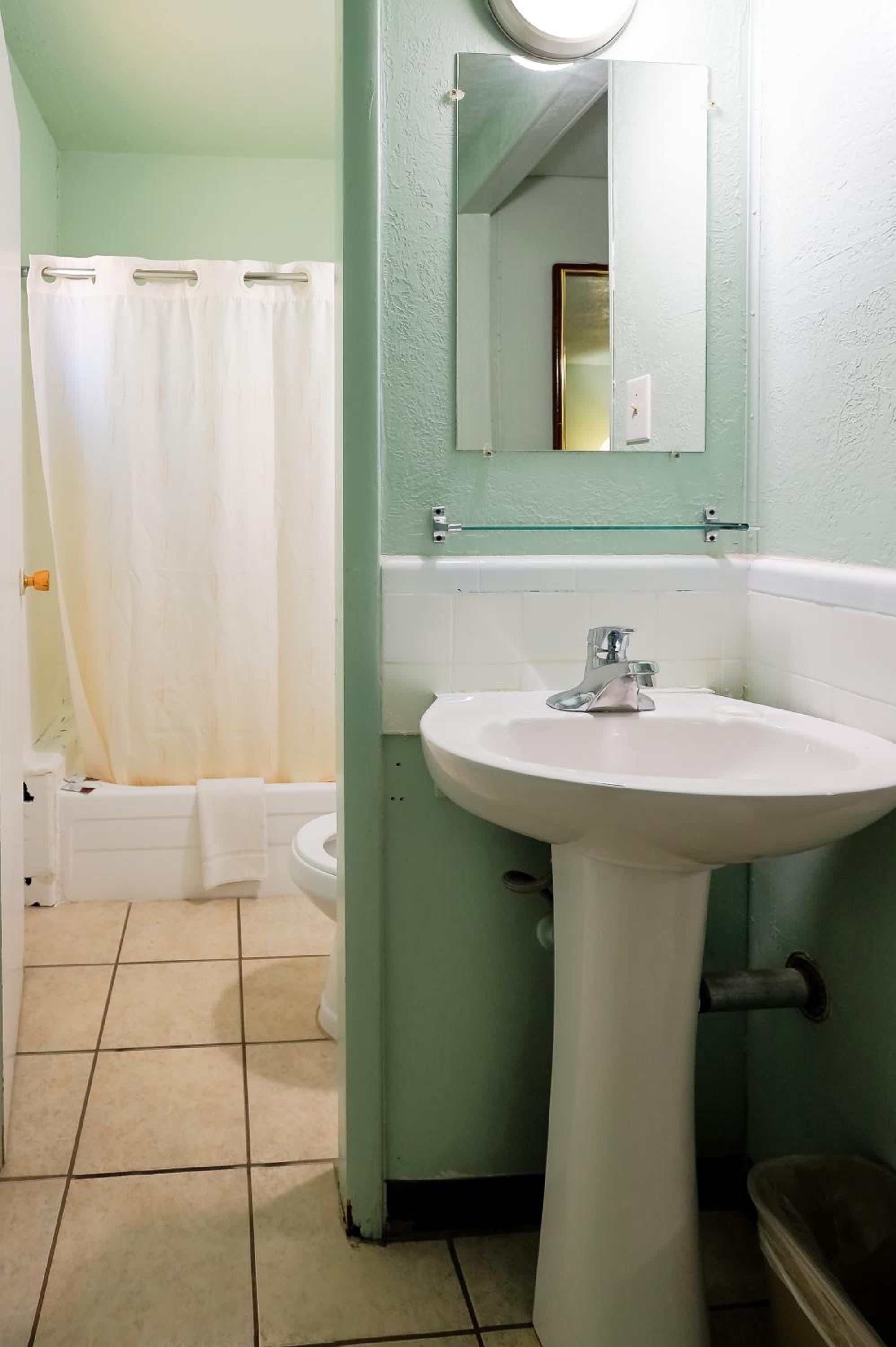 Destin Vacations - Route 66 Inn of Santa Rosa, NM - Property Image 10