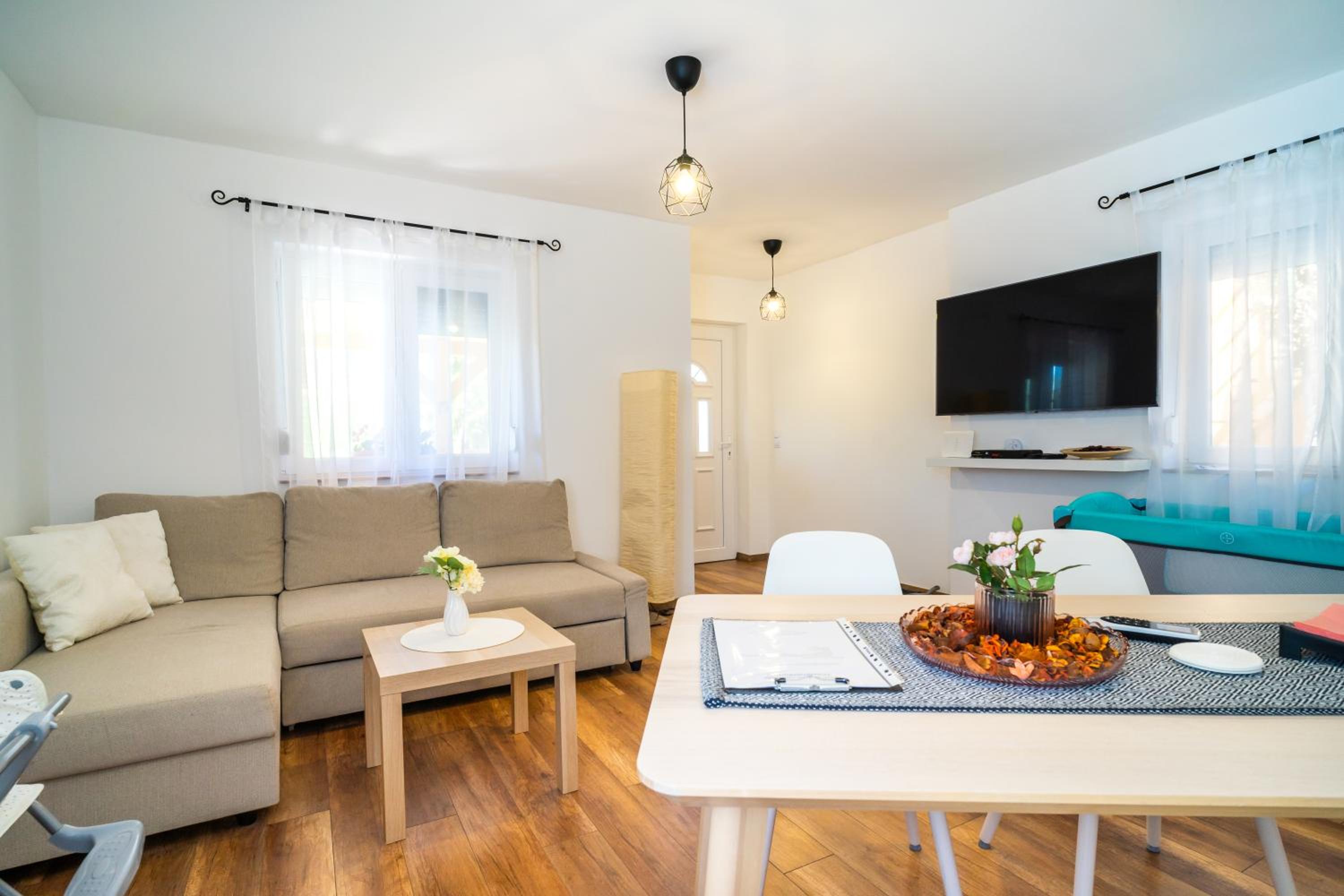 Pipacs Apartmanház view 4