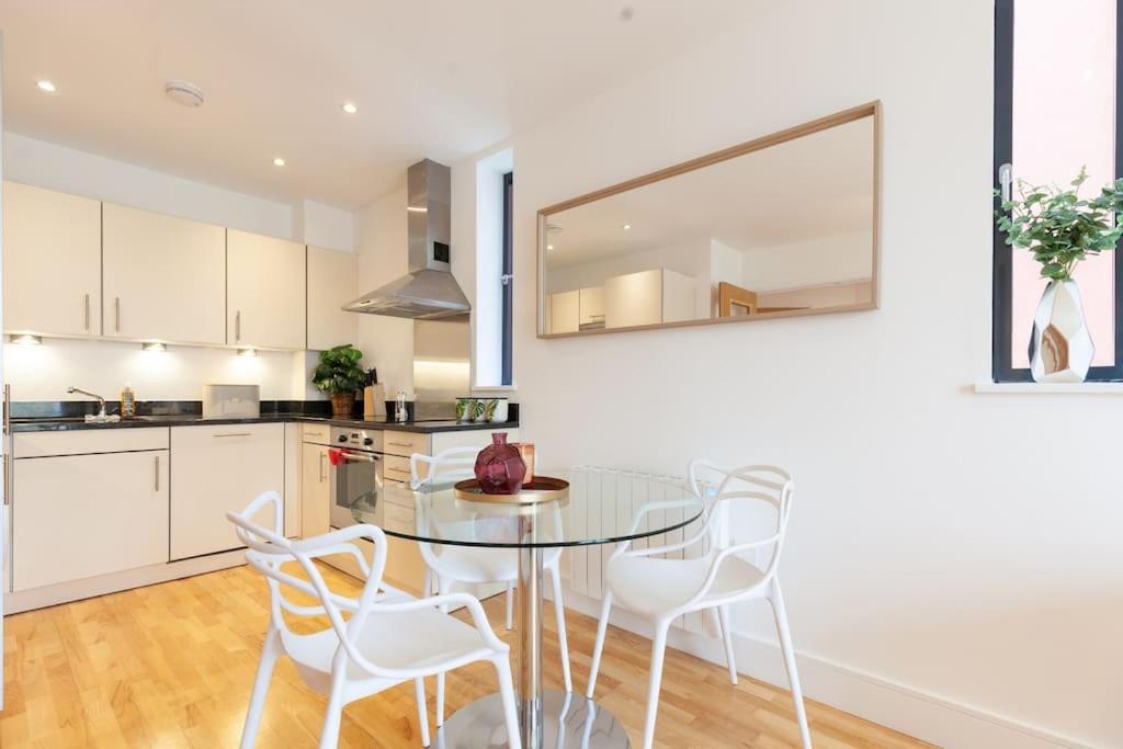 Oxford Vacations - Oxfordshire Living - The Tolkien Apartment - Oxford - Property Image 16