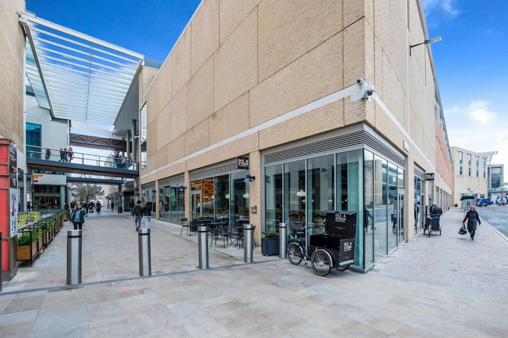 Oxford Vacations - Oxfordshire Living - The Tolkien Apartment - Oxford - Property Image 3
