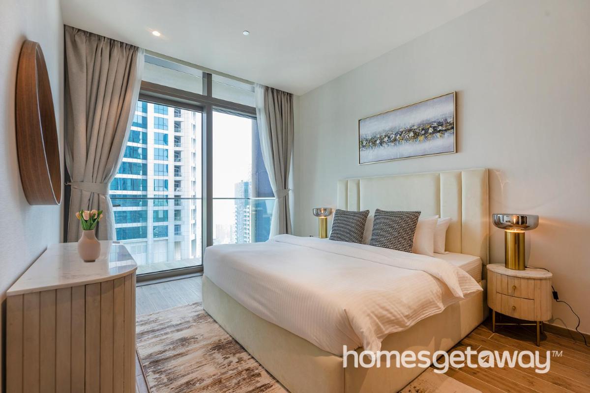 HomesGetaway -1BR Brand New Apartment in Jumeirah Living Marina Gate