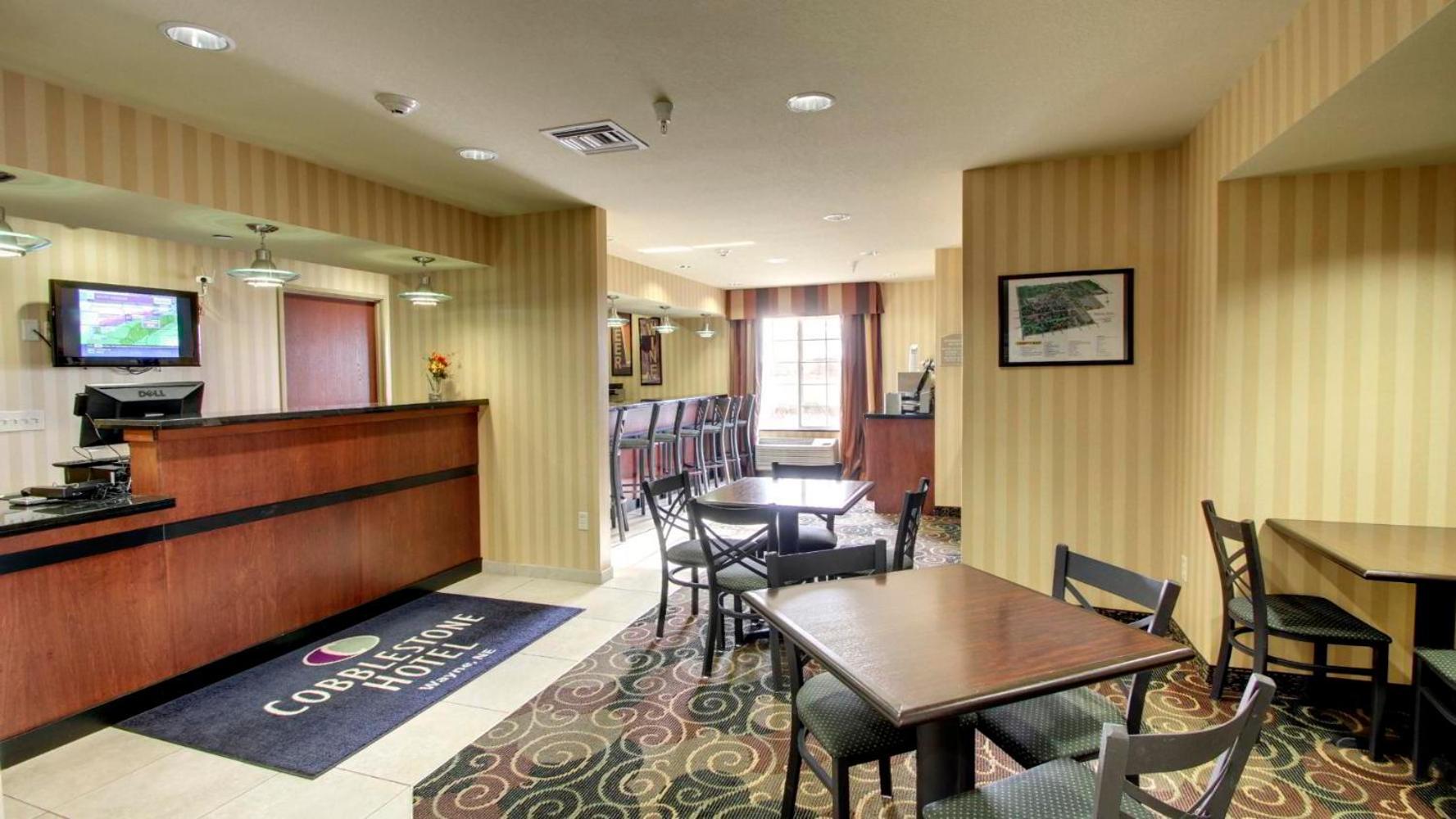 Lobby & Reception