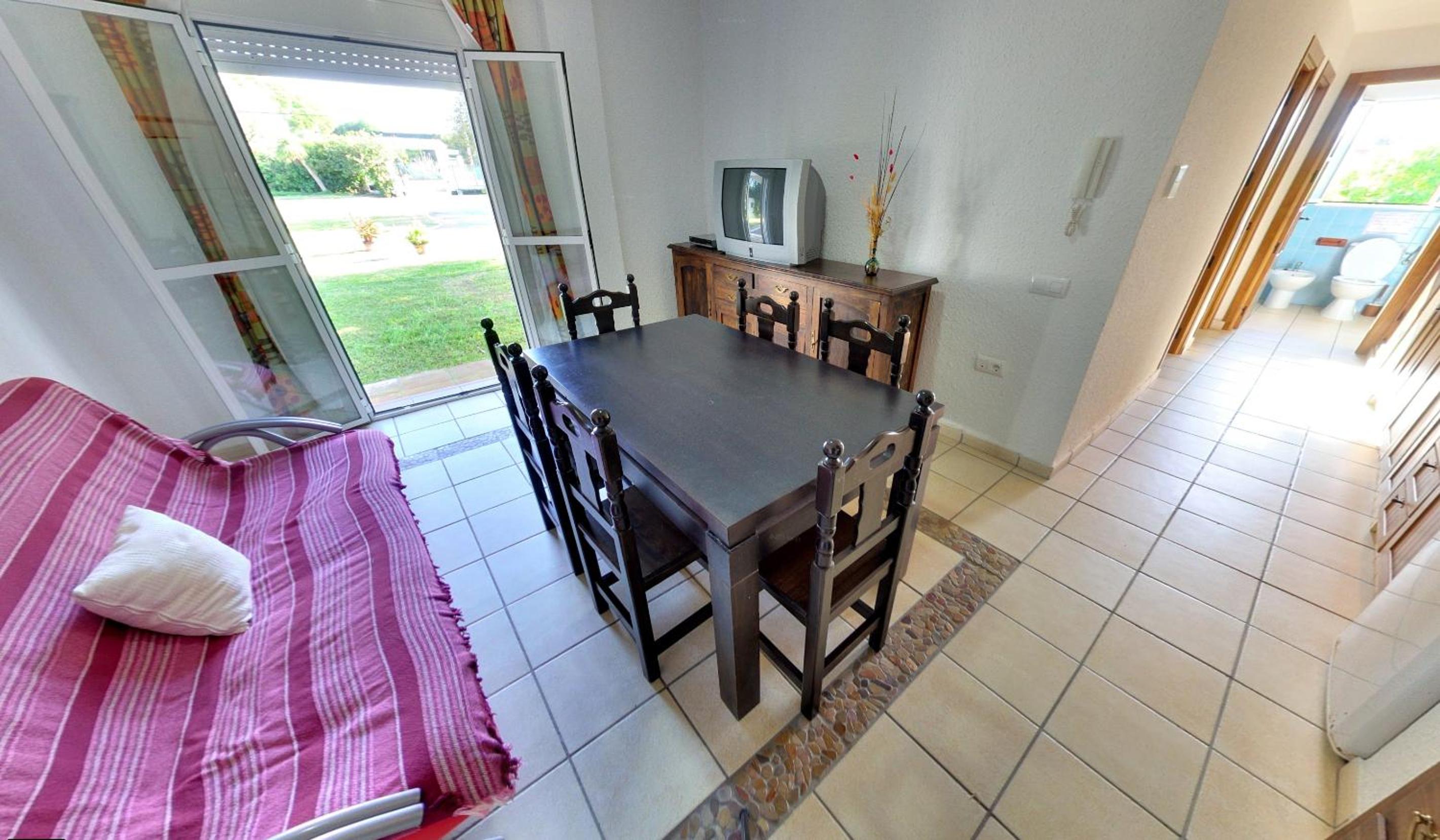 Apartamentos Costa Trafalgar