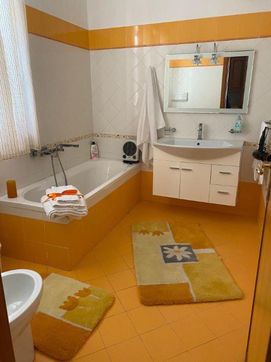 Holiday mode EVA en Partinico — bathroom