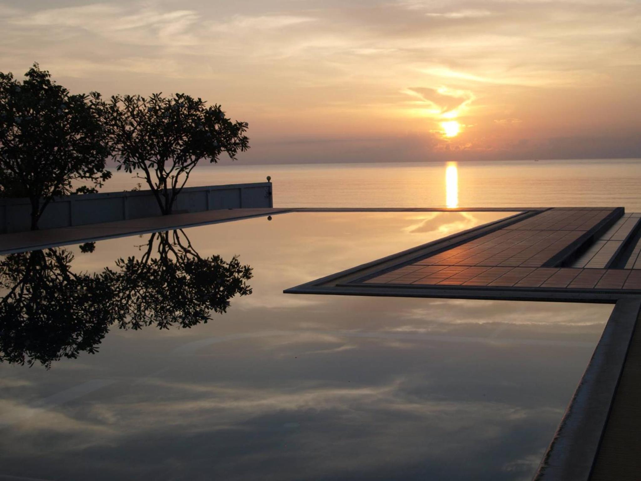 Khanom Beach Residence 1-Bedroom Ocean Front Condo view 4