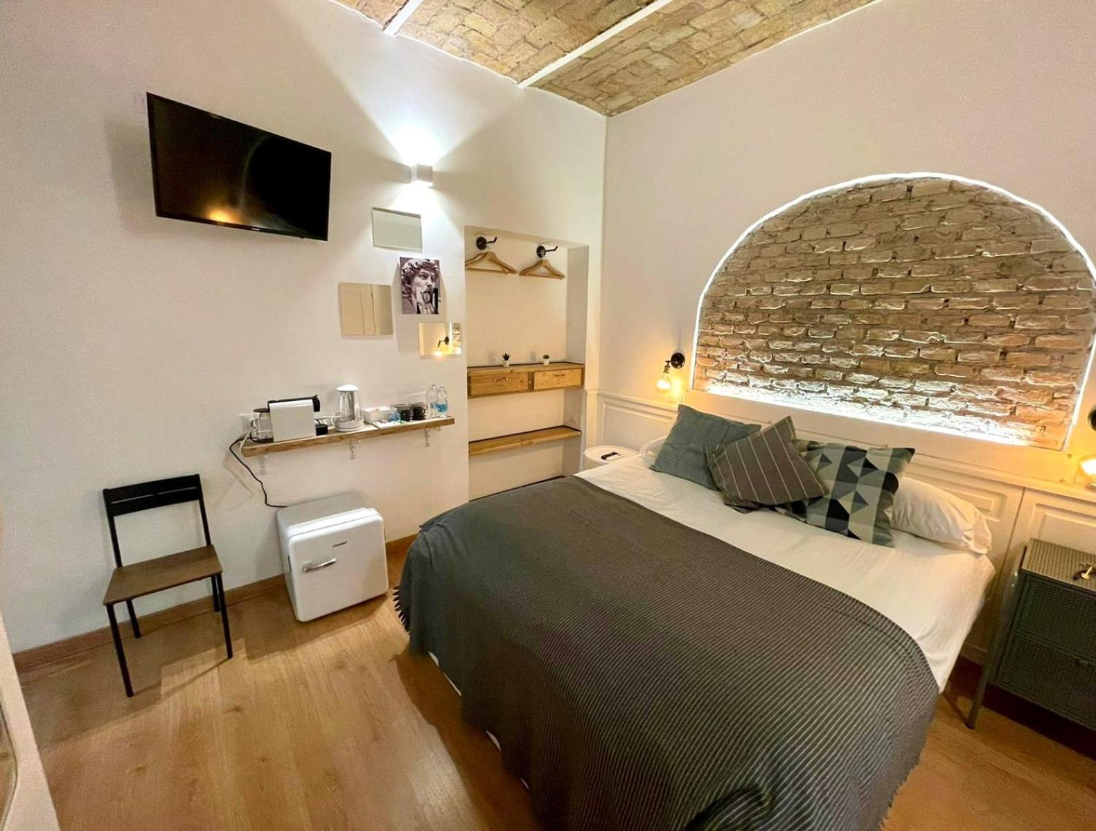 Domus Avi - Guest House