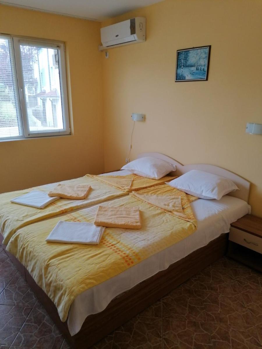Villa Krisia Apartments view 5