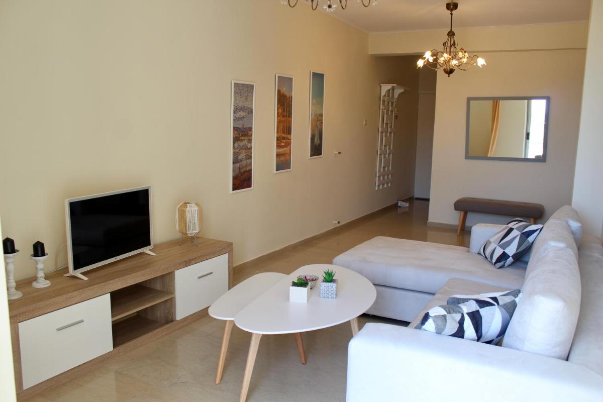 Best Central Apartments Kalamata by the seafront photo 3