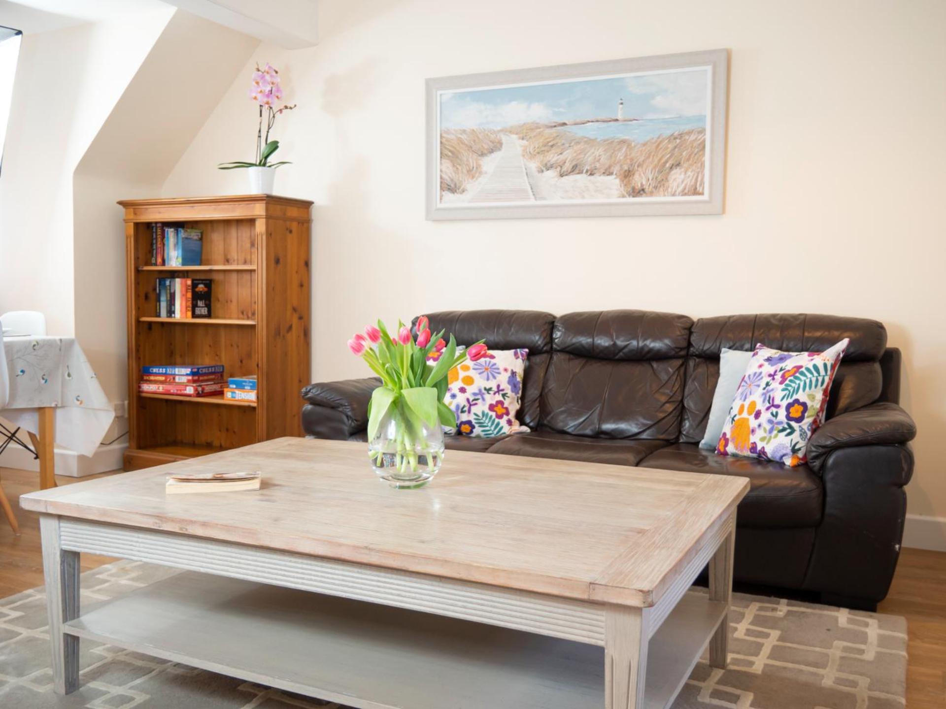 Ellingham Apartments, Bordeaux Harbour, Guernsey view 2