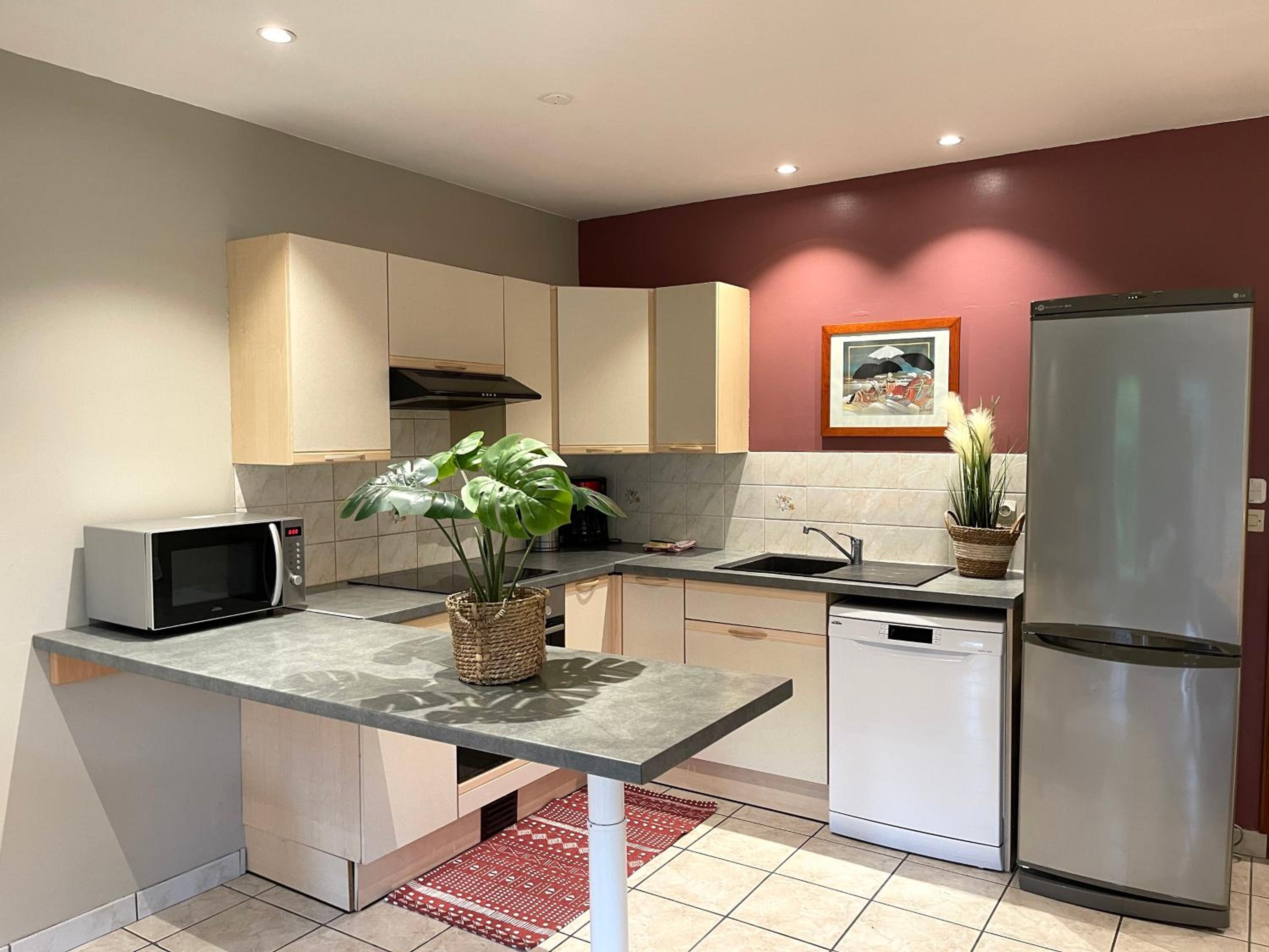 Les Mouettes en Escalles — kitchen