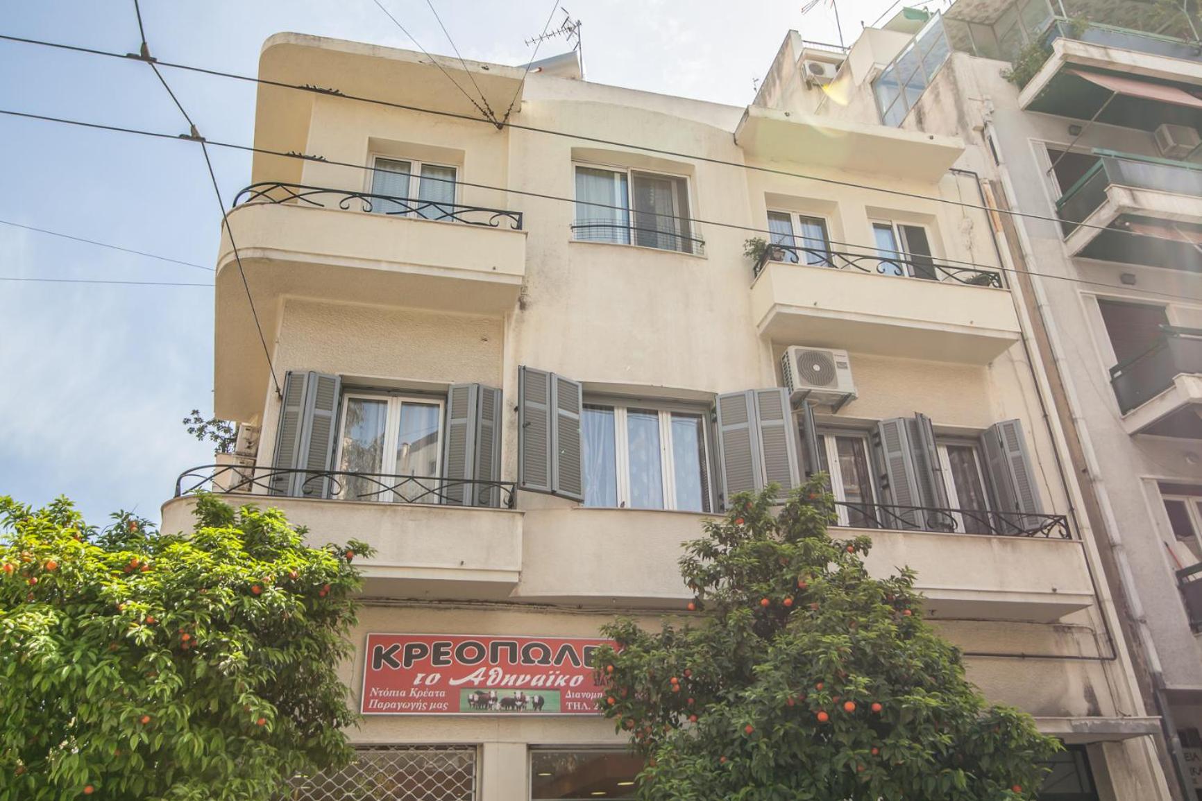Koukaki Traditional Apartment