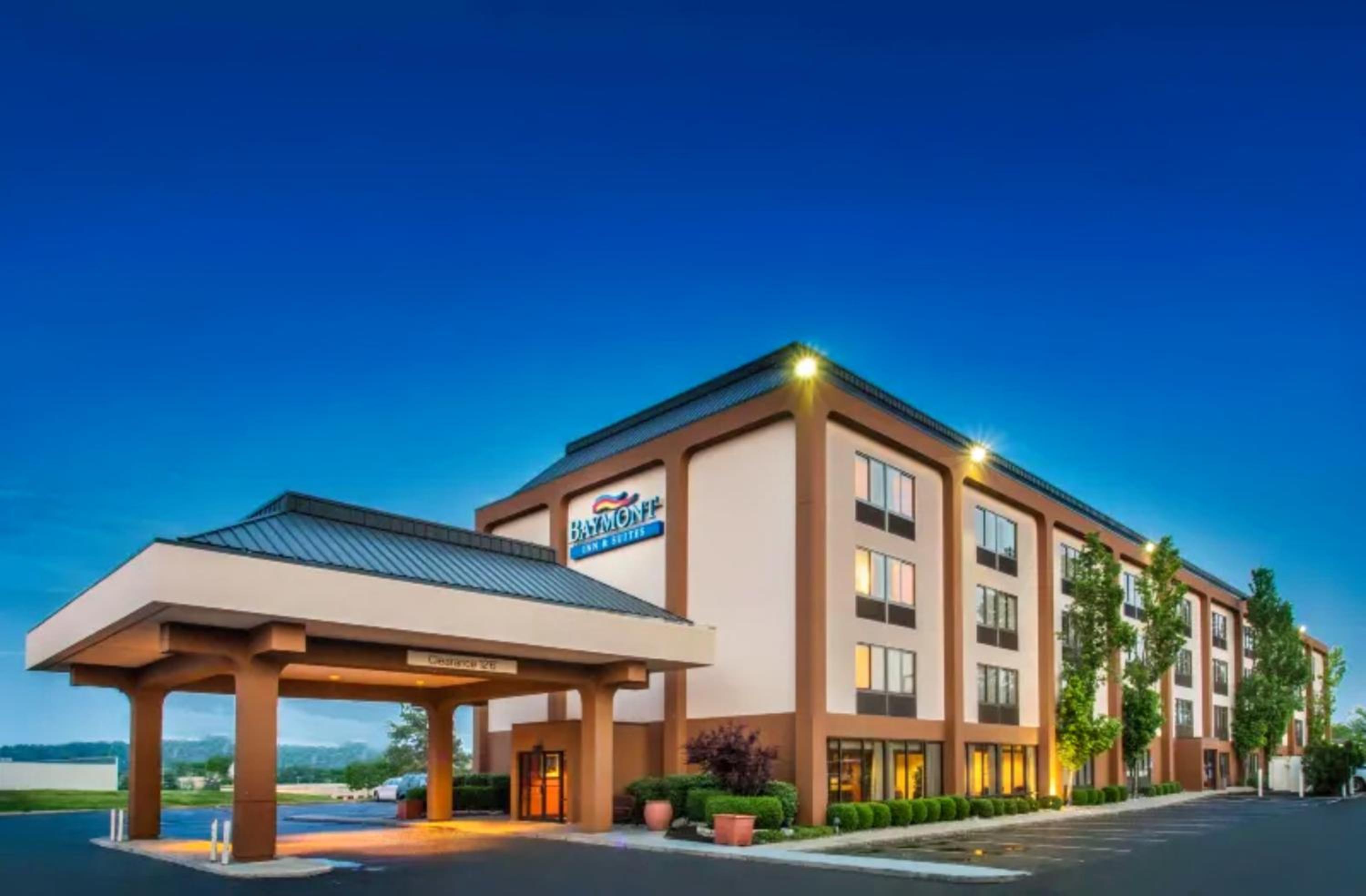 Baymont by Wyndham Cincinnati Sharonville - Property Image 10
