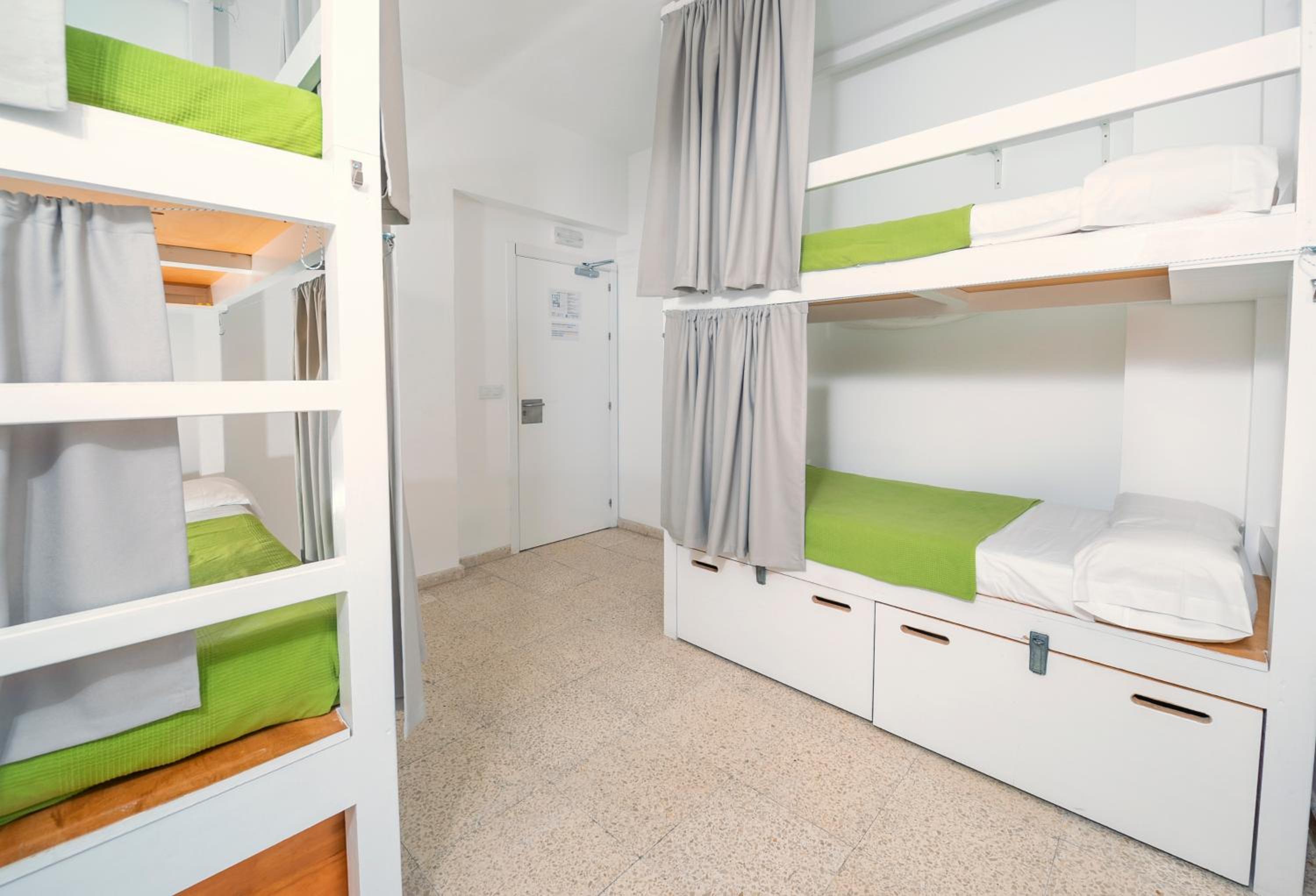 Tarifa Kite Hostel