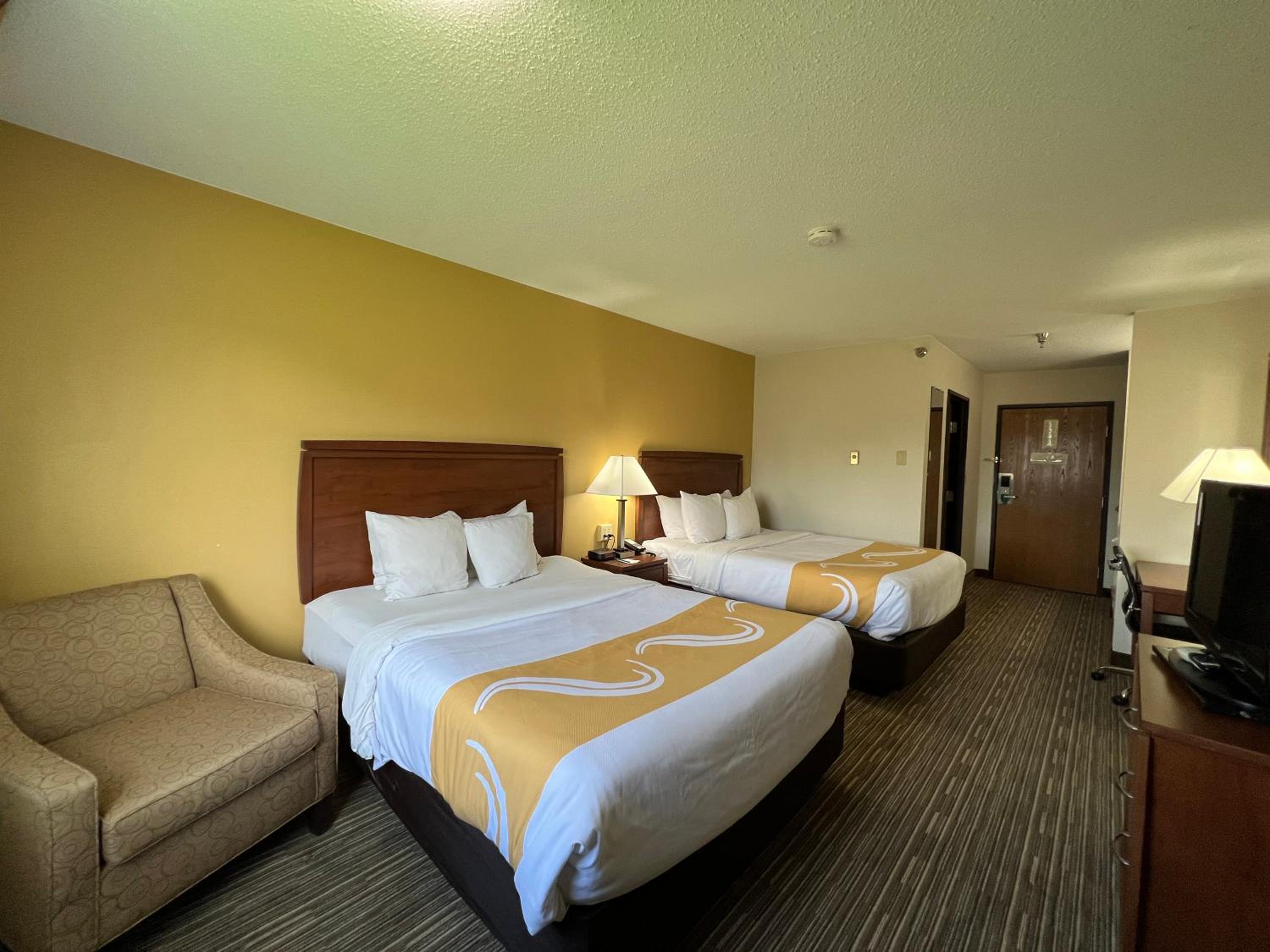Mitchell Vacations - Quality Inn Mitchell I-90 - Property Image 19