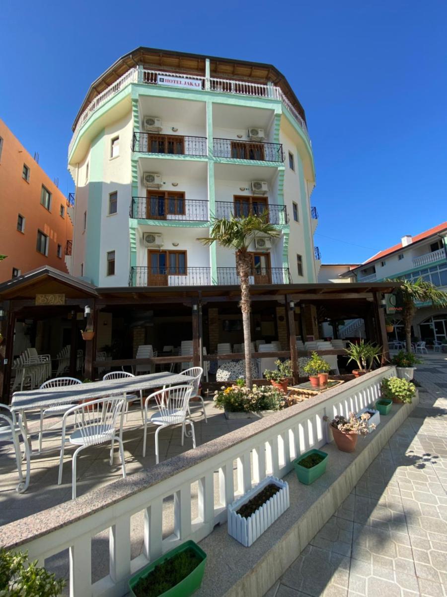 Hotel Kompleksi Jakaj - Image 1