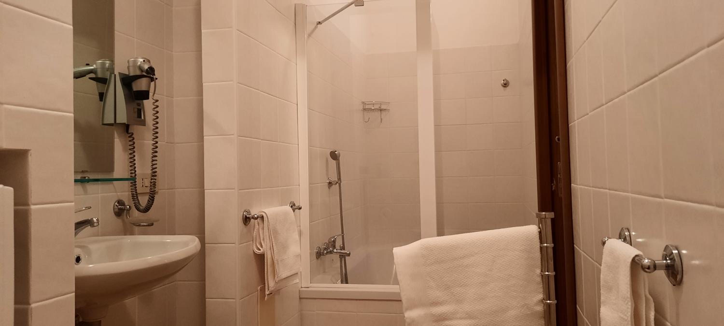 Photo 49