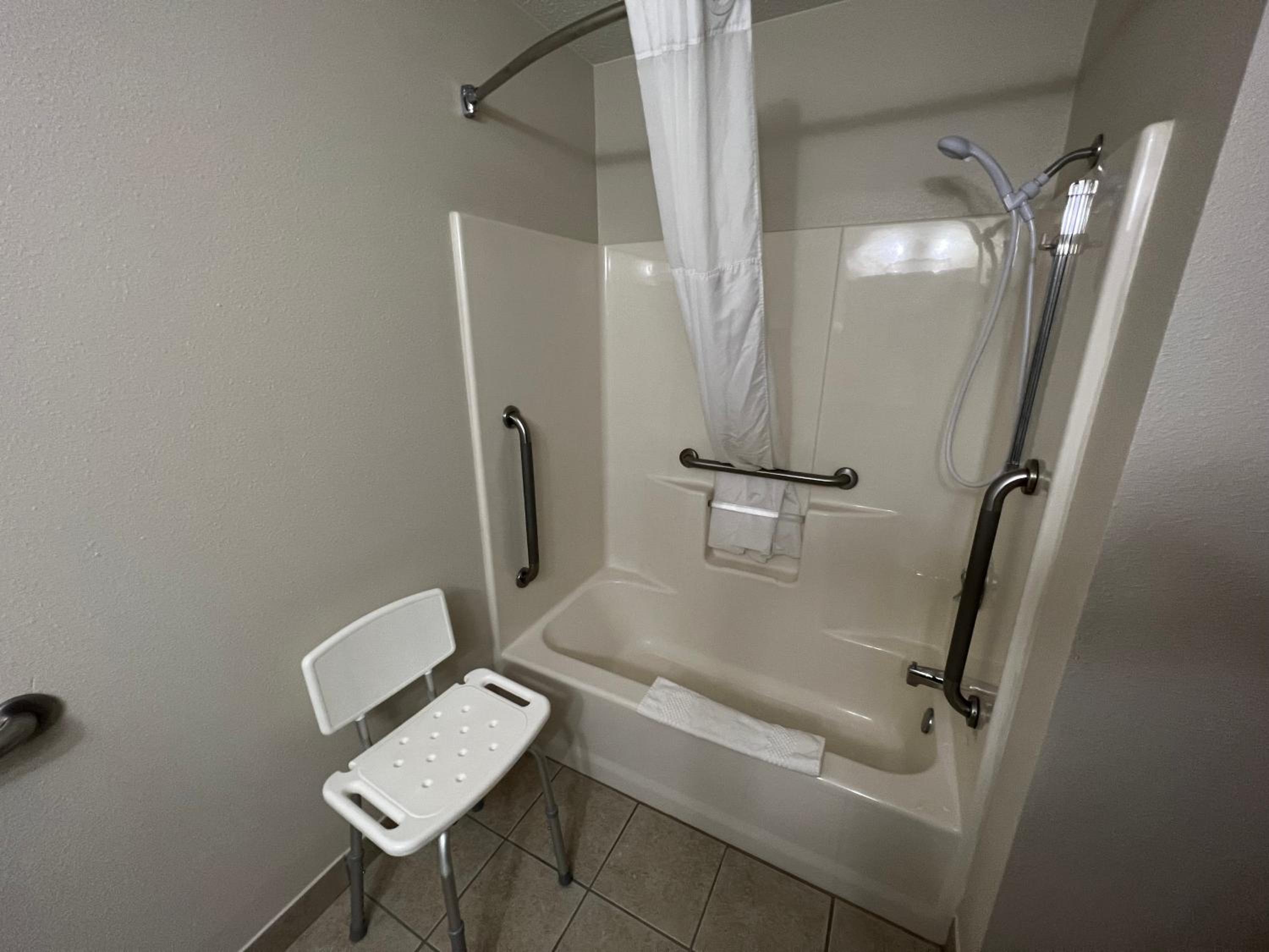 Mitchell Vacations - Quality Inn Mitchell I-90 - Property Image 30
