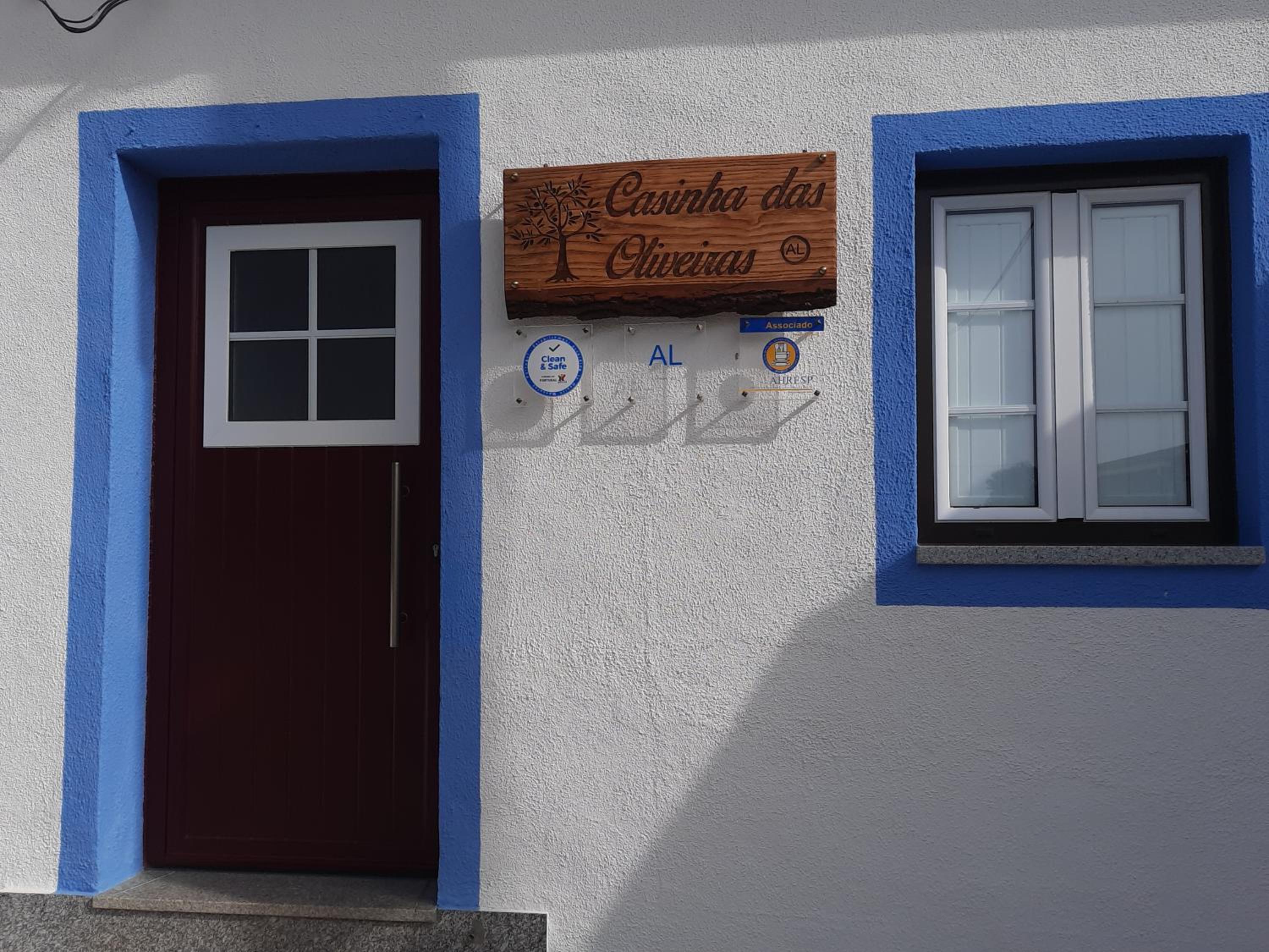Casinha das Oliveiras view 2