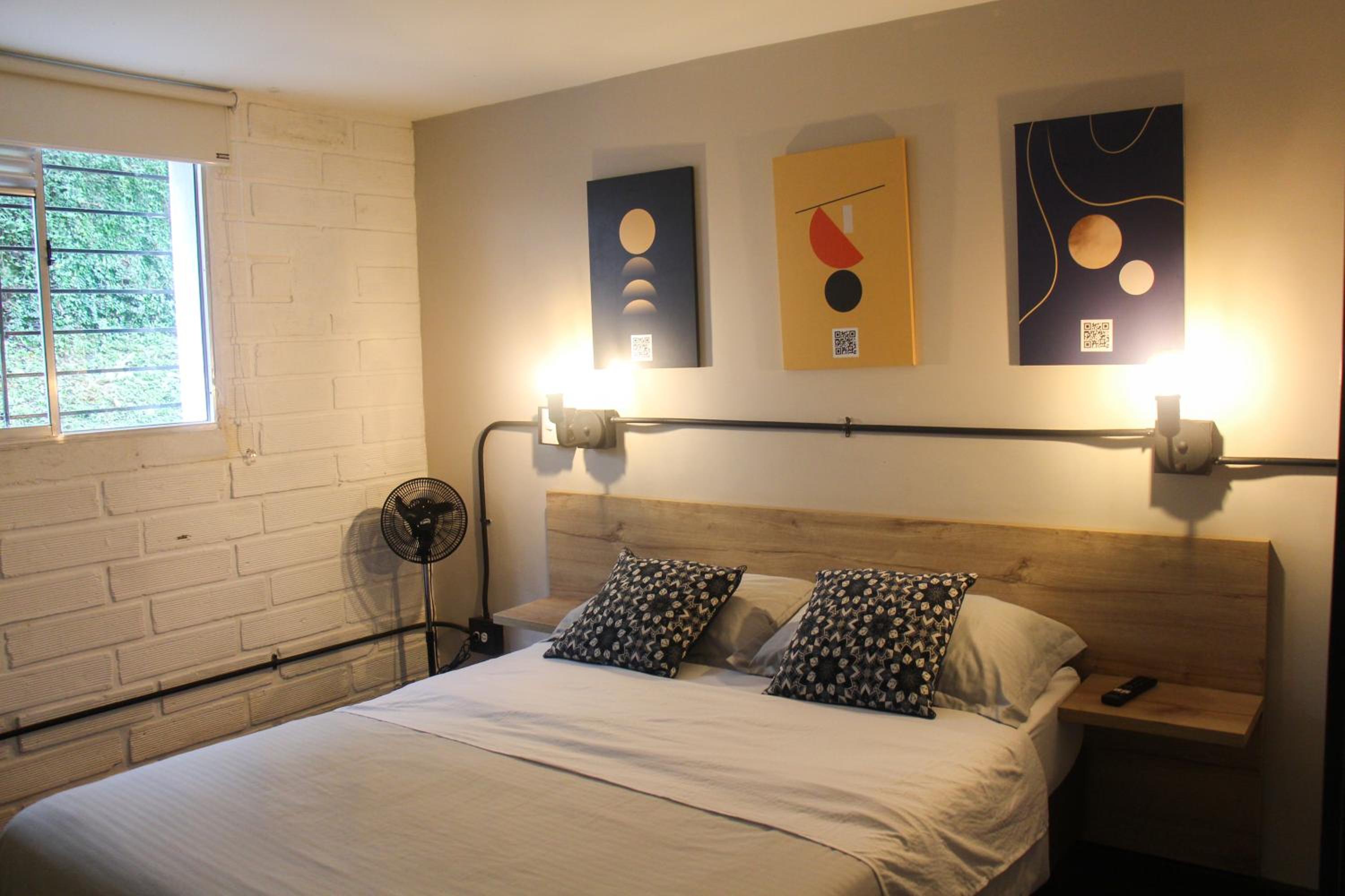 Apartamento en el Poblado, permite mascota FRN102 By Roots Rentals