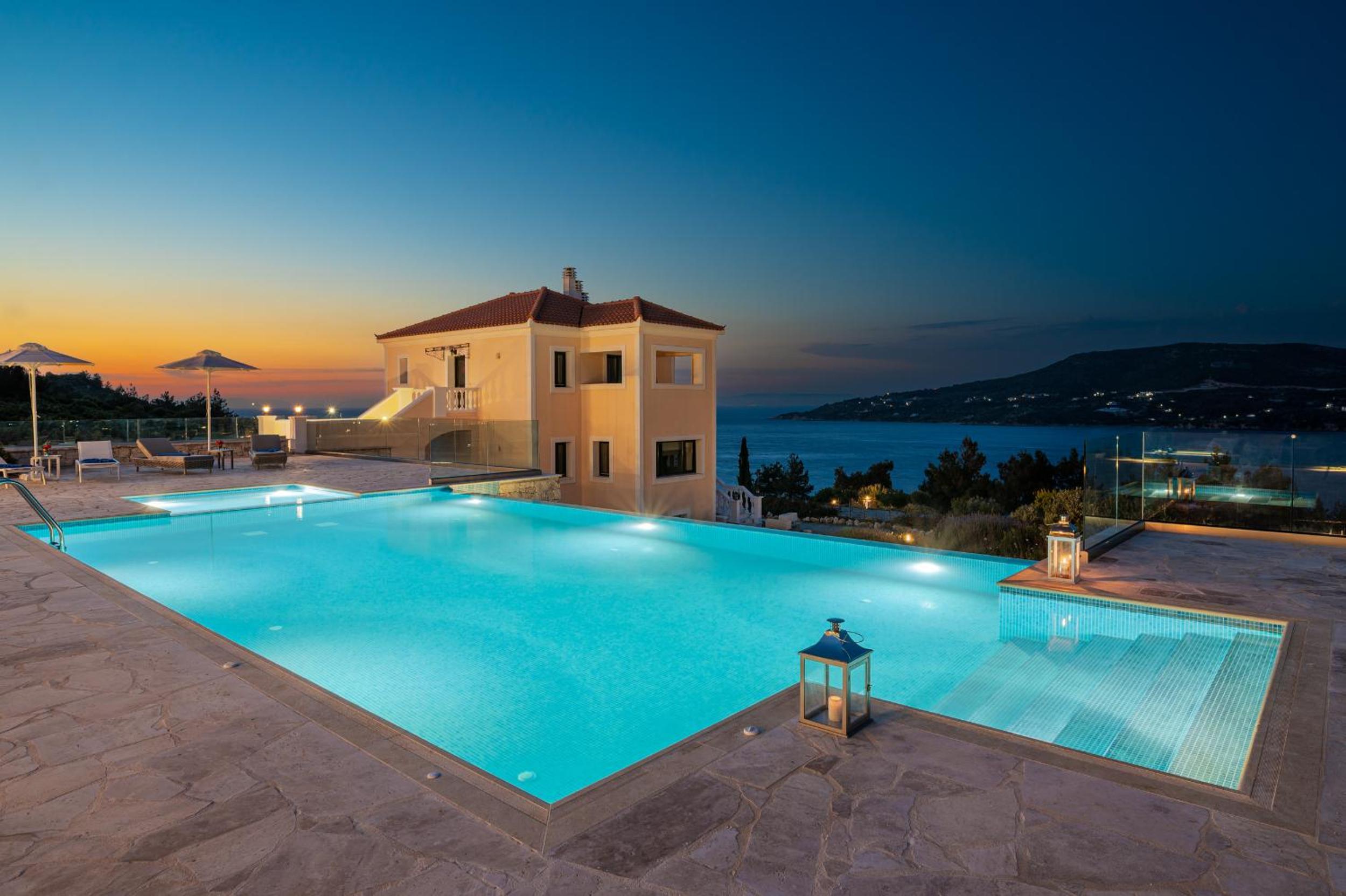 Grand View Villas