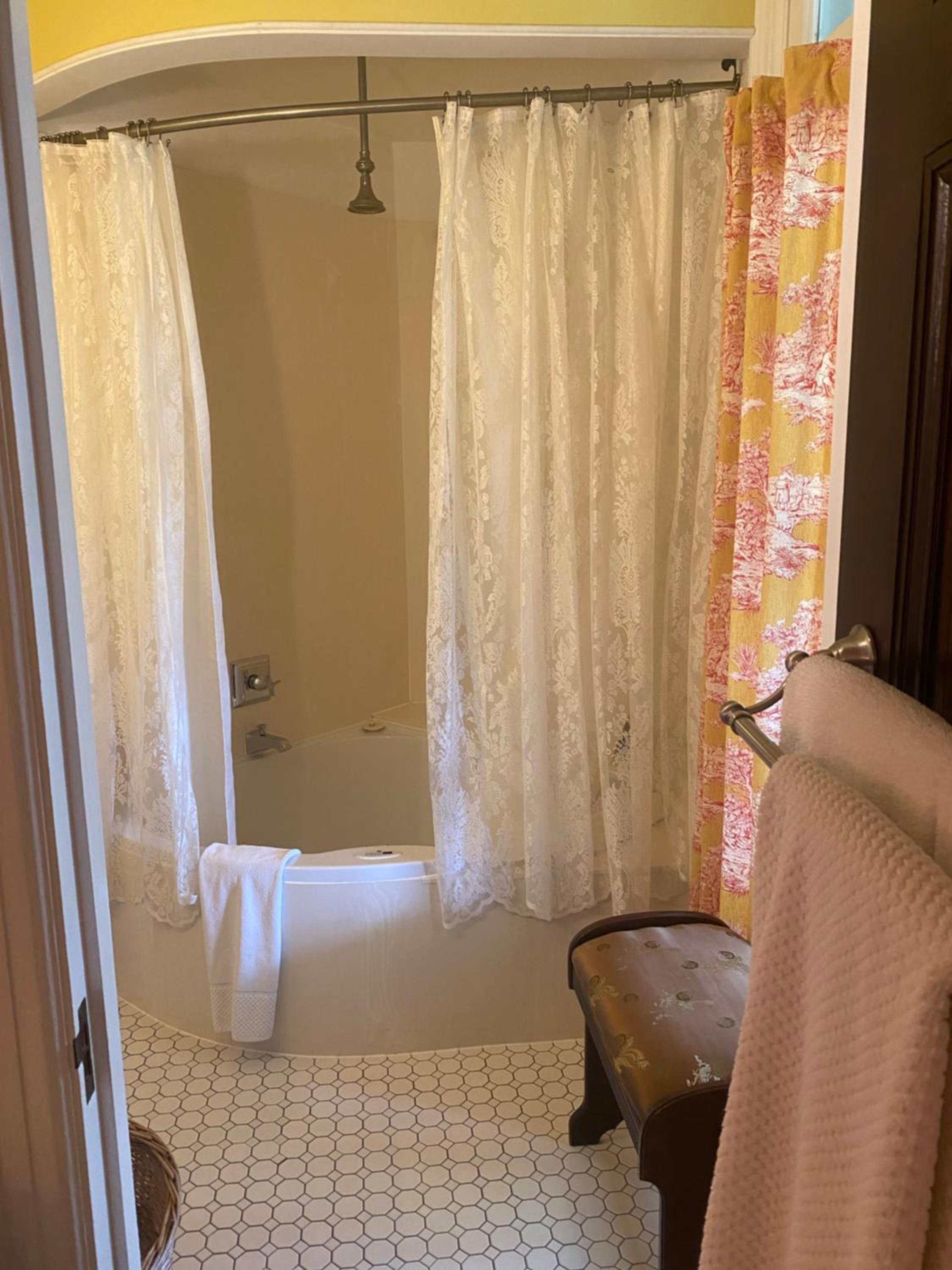 Belleville Vacations - Montrose Inn - Property Image 18