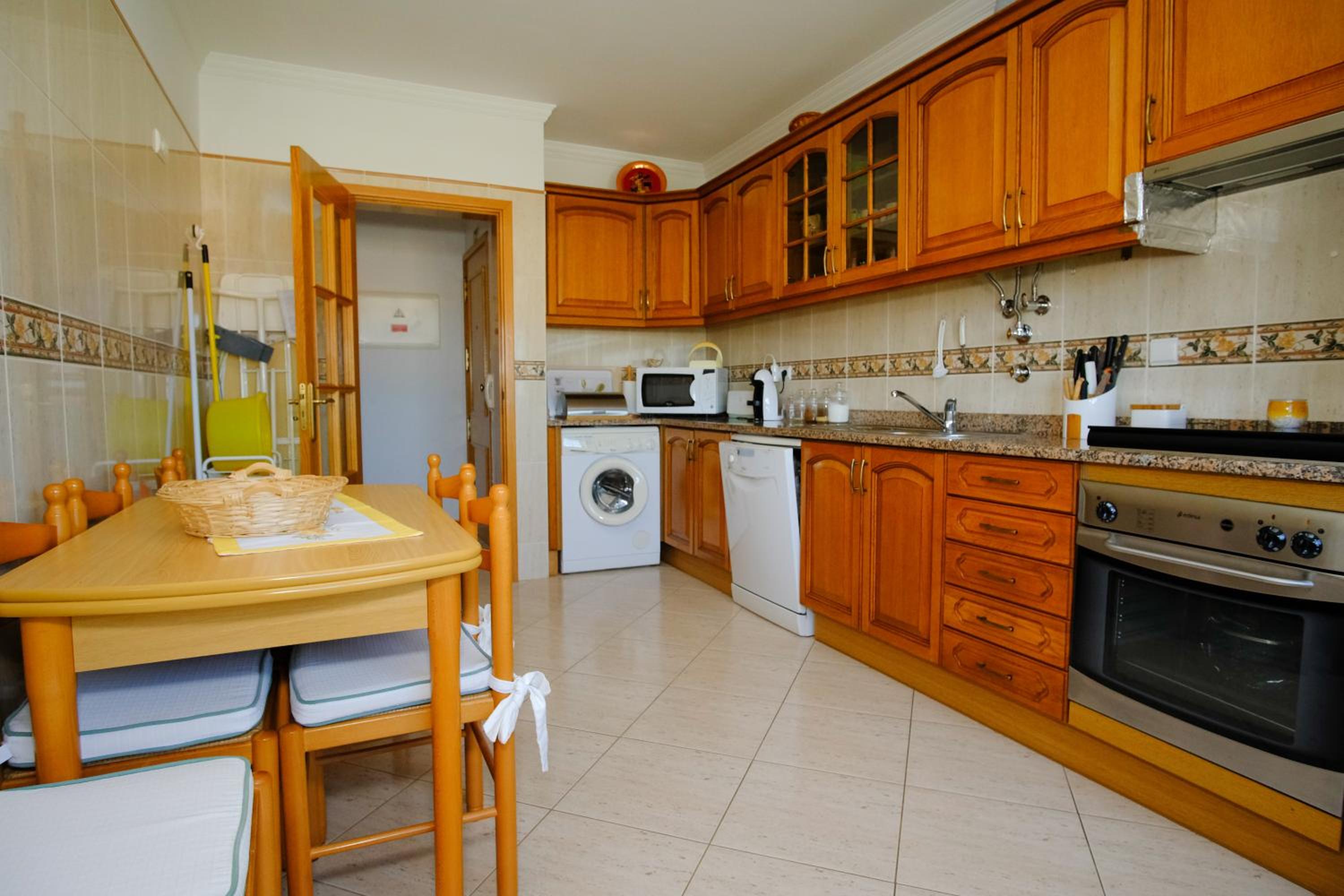 Apartamento T2 em condomínio fechado. view 5