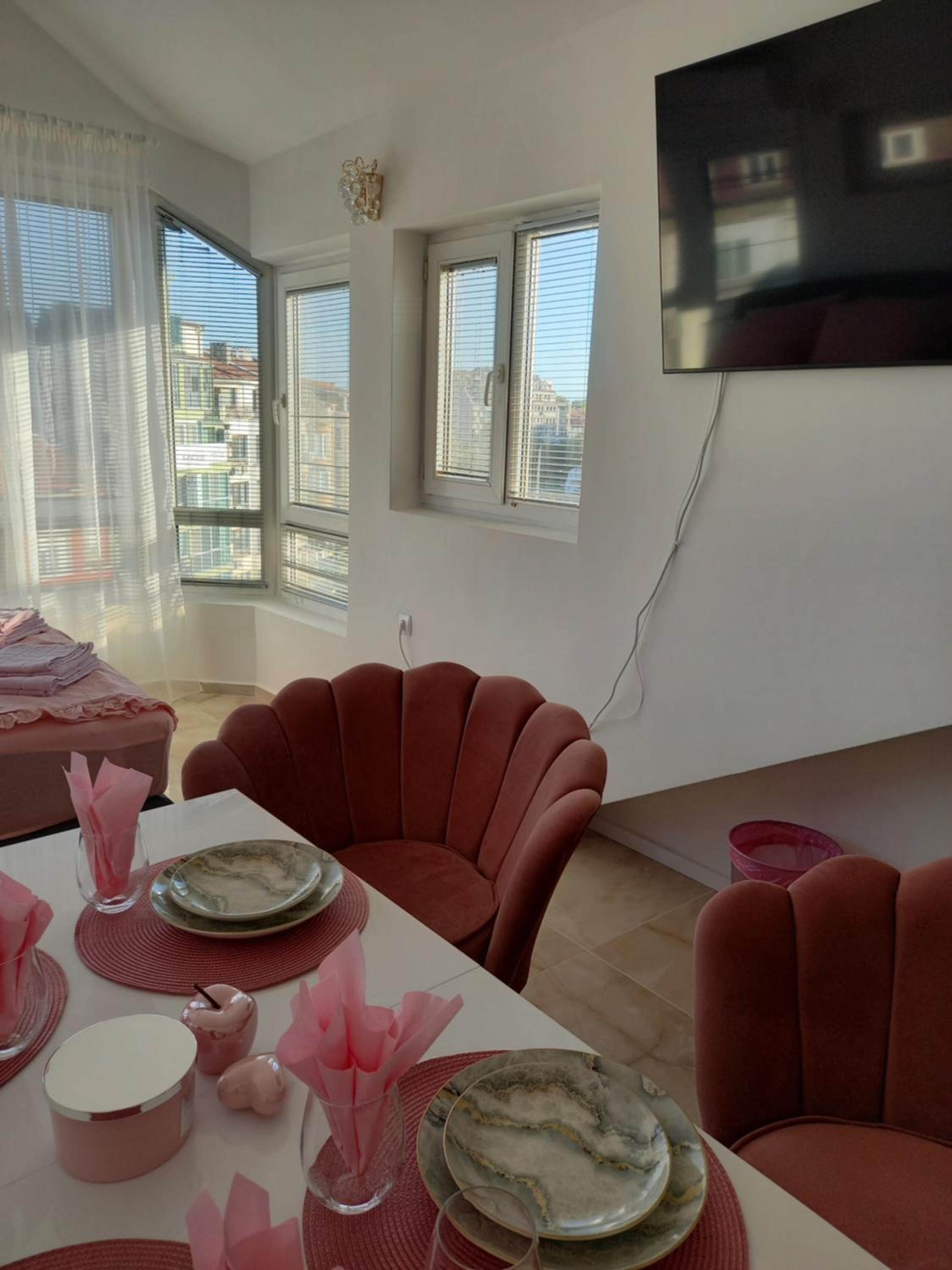 Perla 2 studio