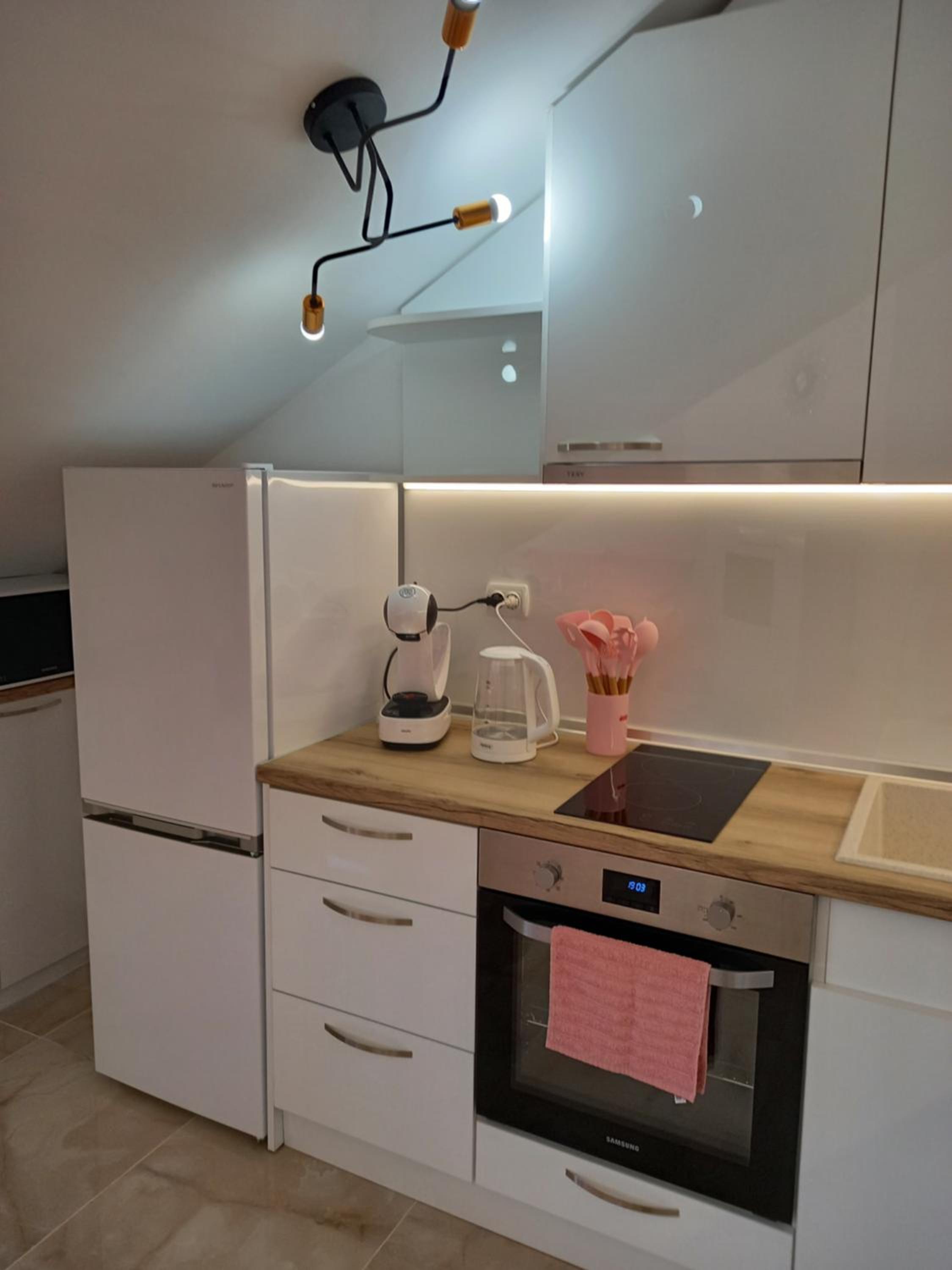 Perla 2 studio