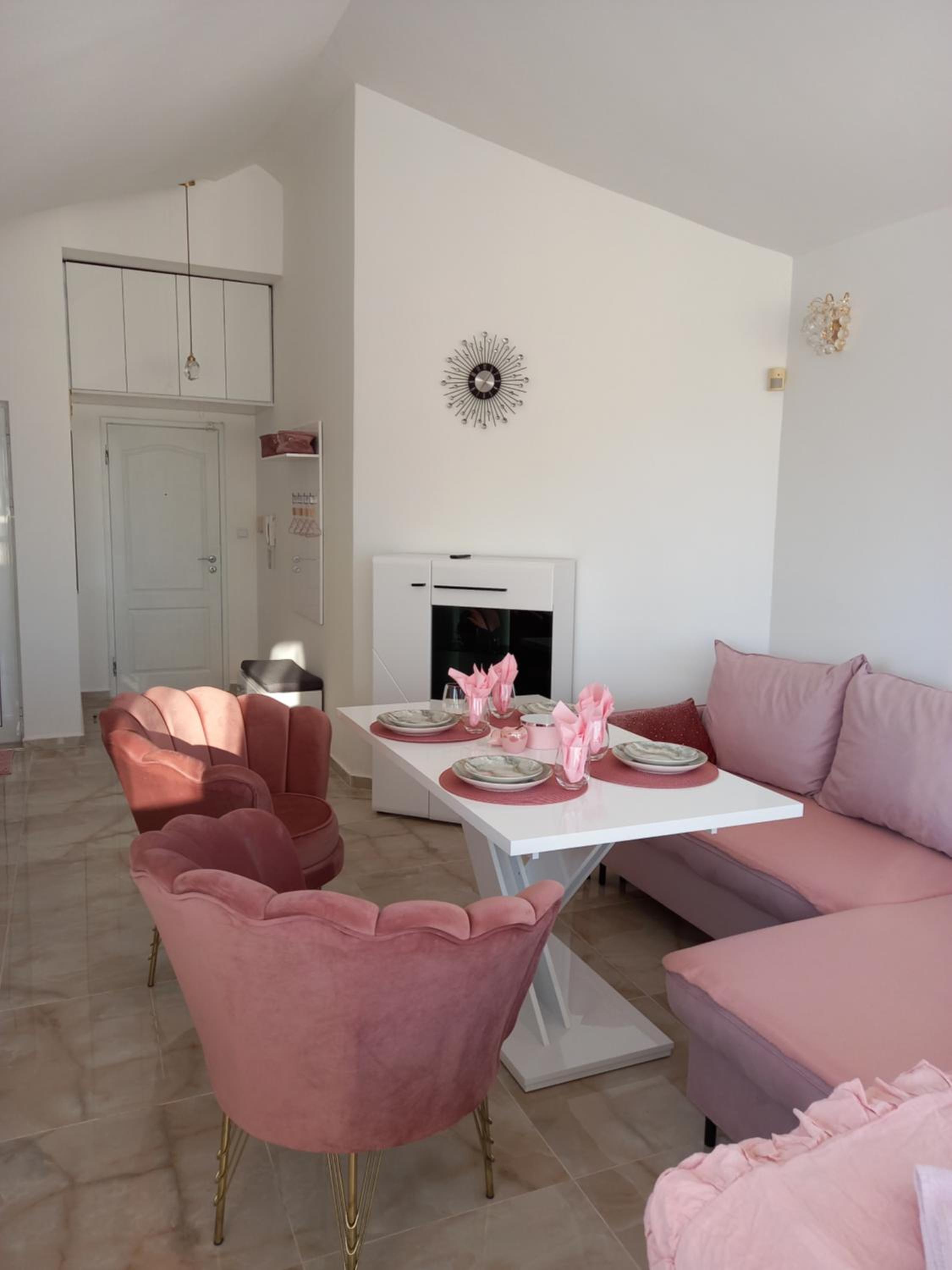 Perla 2 studio