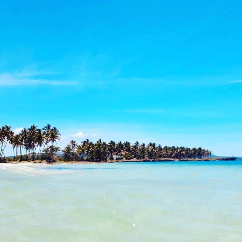 Baoba Breeze Bed & Breakfast- beachfront paradise