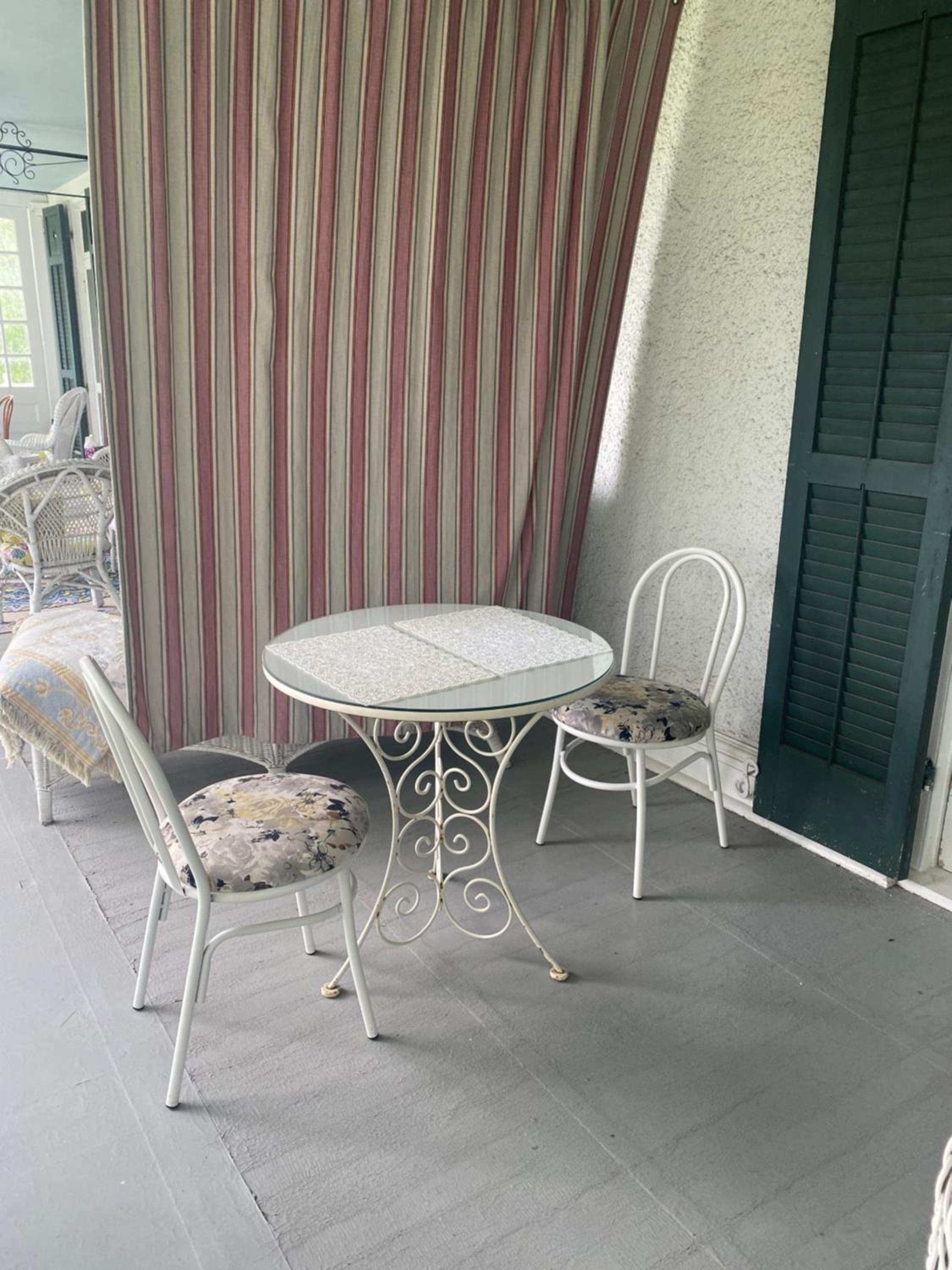 Belleville Vacations - Montrose Inn - Property Image 4