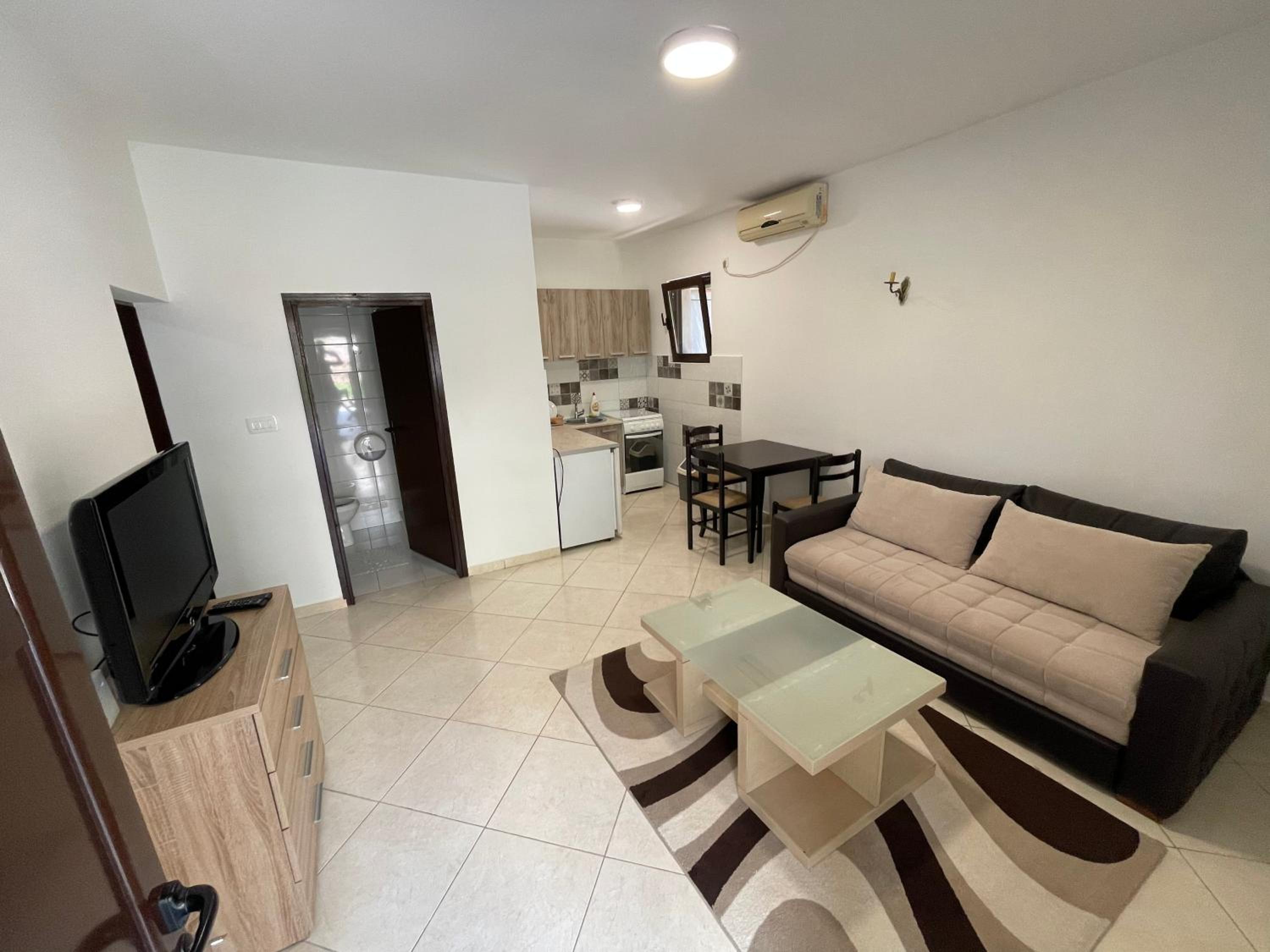 Apartments Dionis