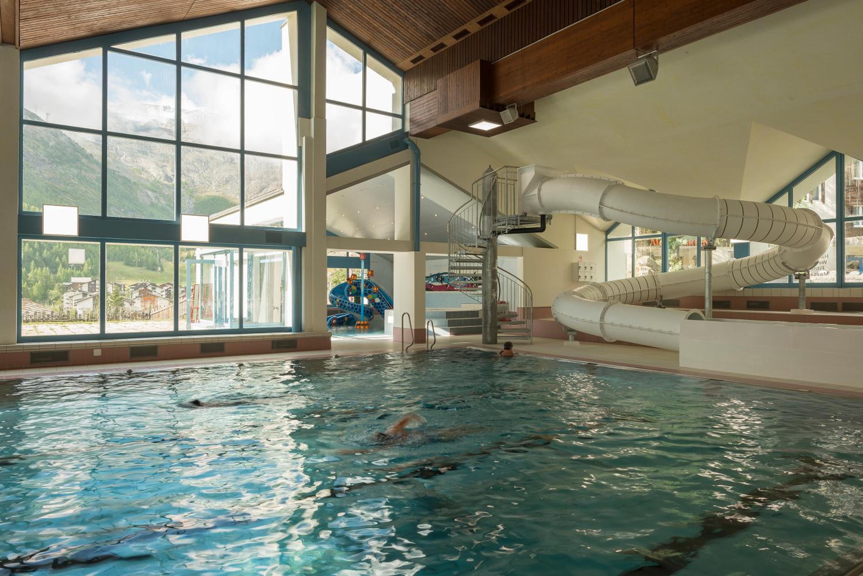 Saas-Fee wellnesshostel4000