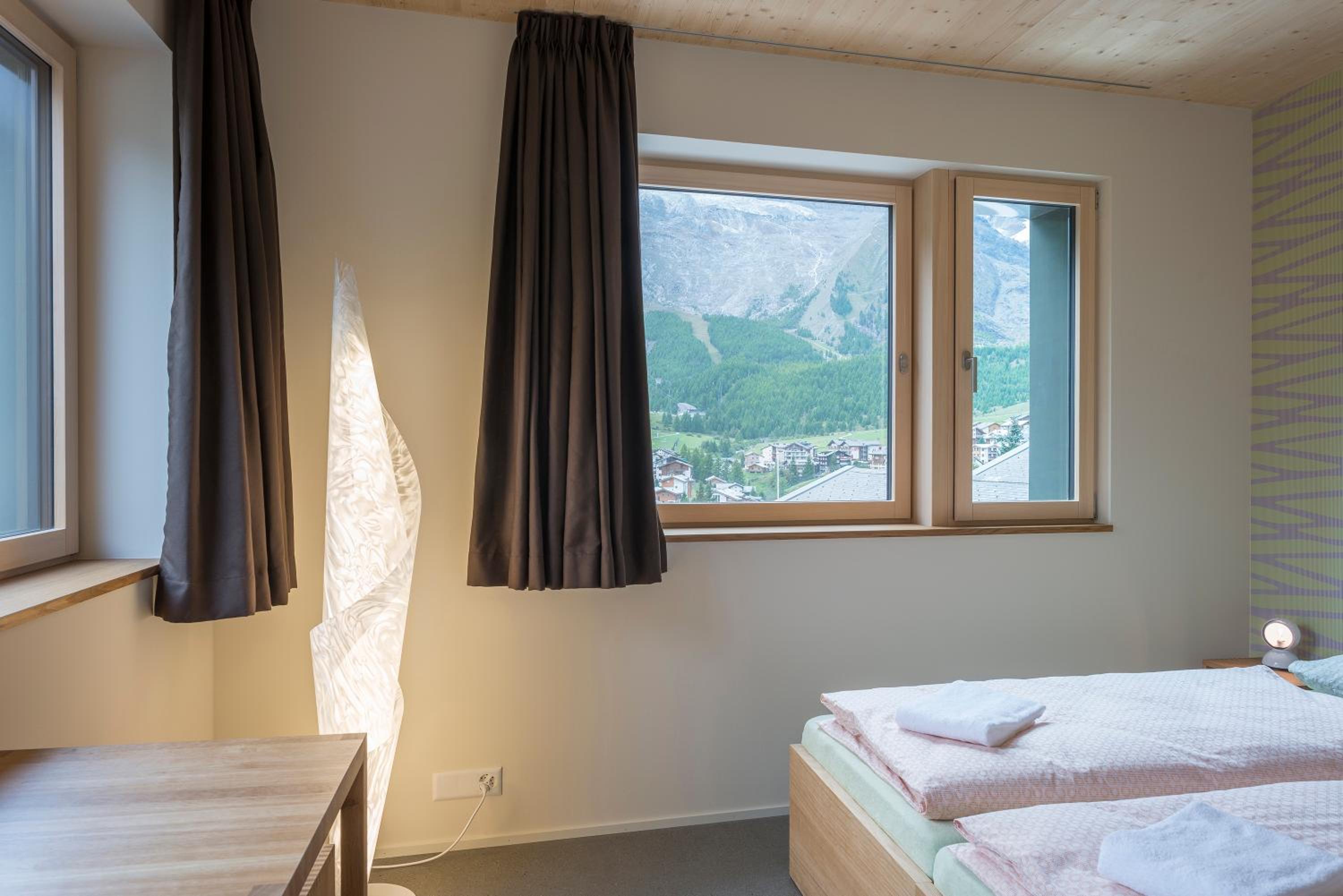 Saas-Fee wellnesshostel4000