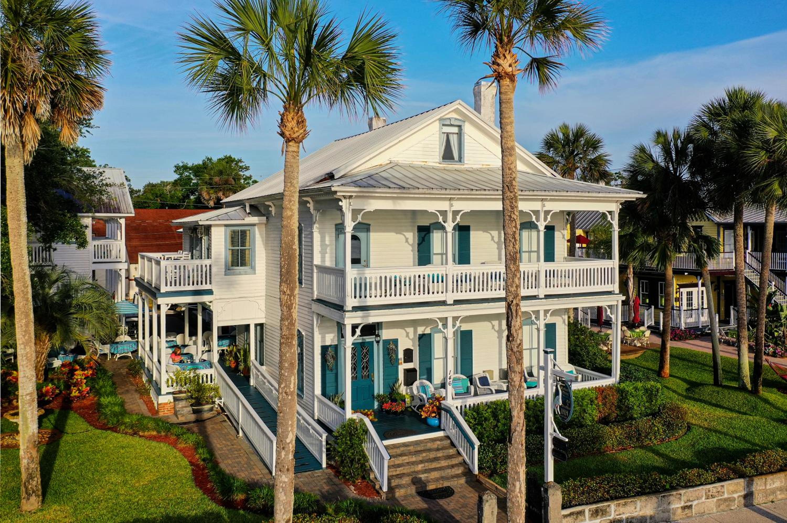 Hotel Bayfront Westcott House Bed & Breakfast