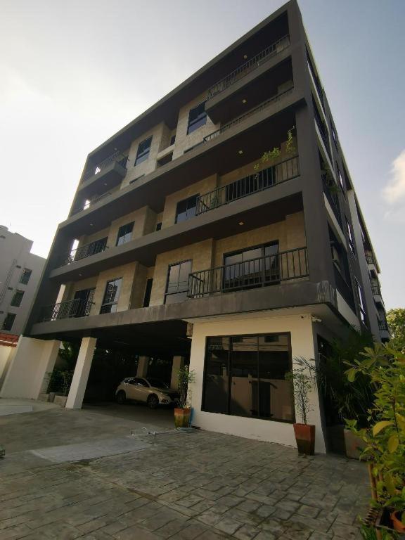 Room 36 service apartment
