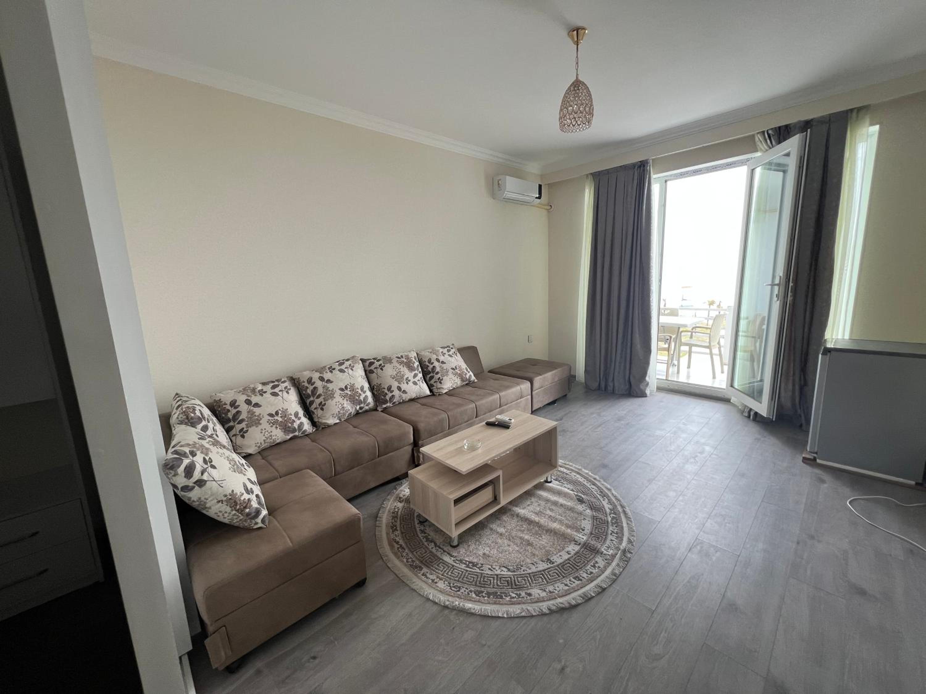 Astara Room