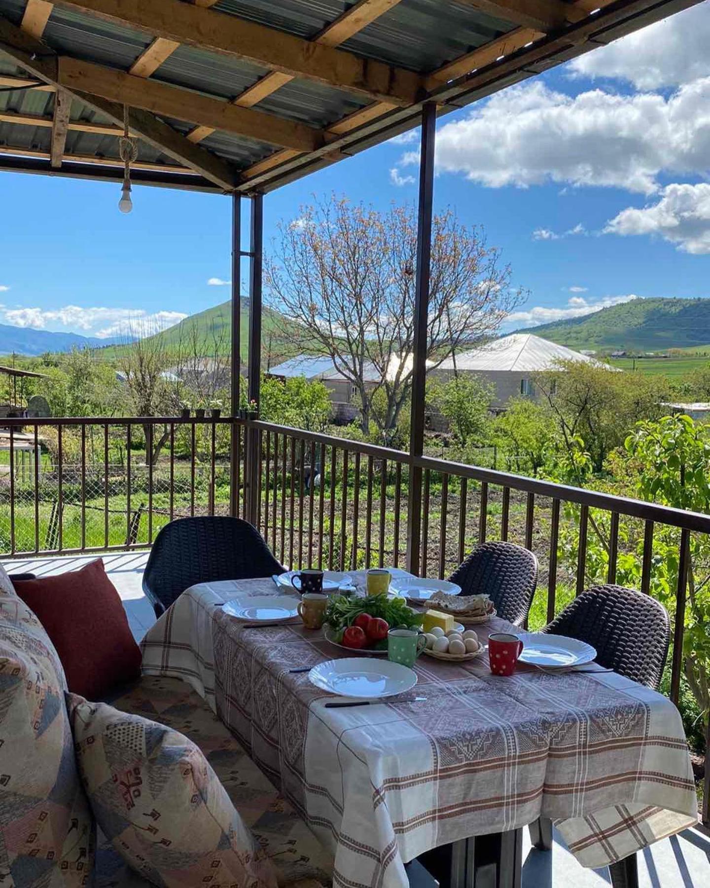 Green Agarak Guest House near Dendropark, Stepanavan