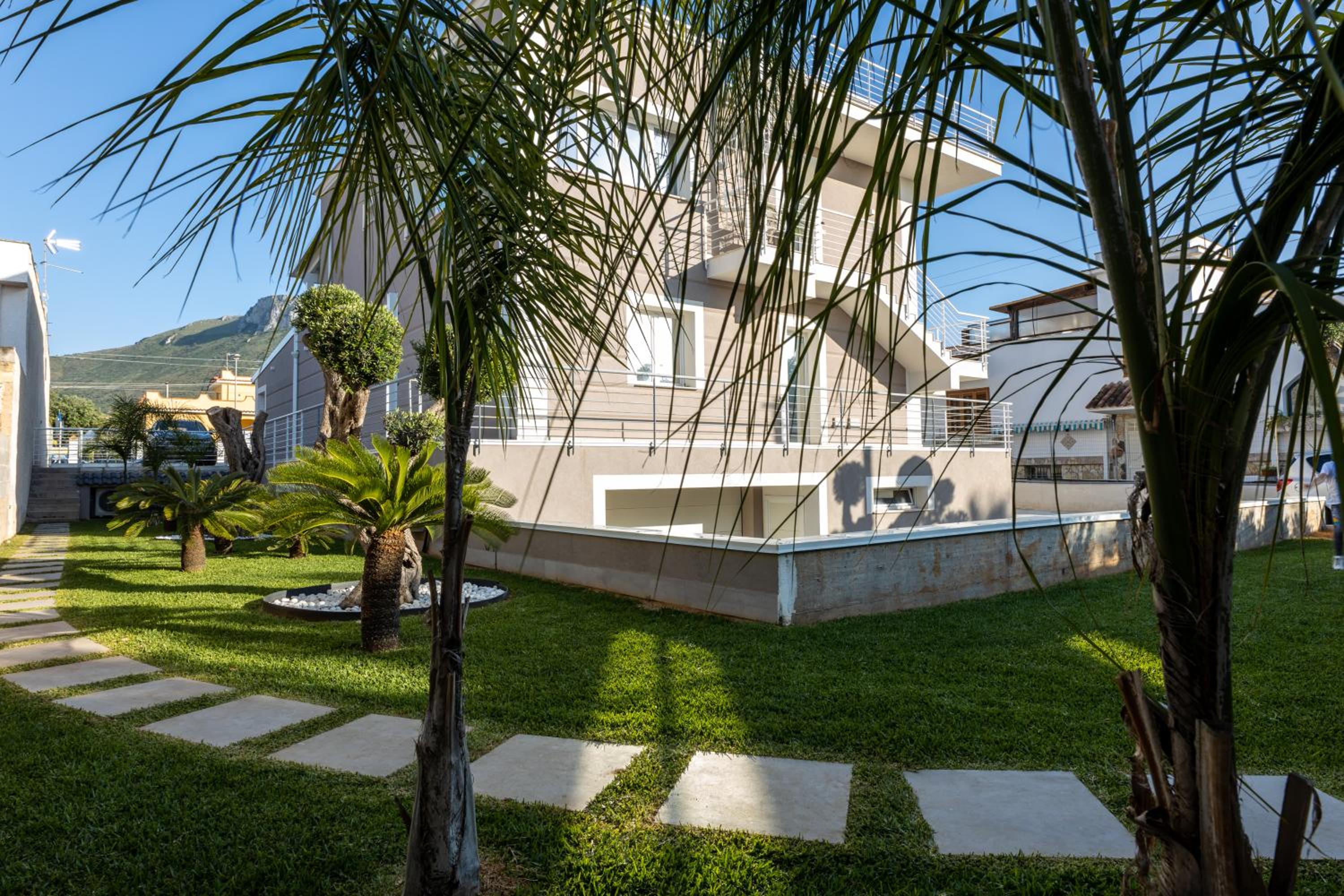 Le Palme view 5